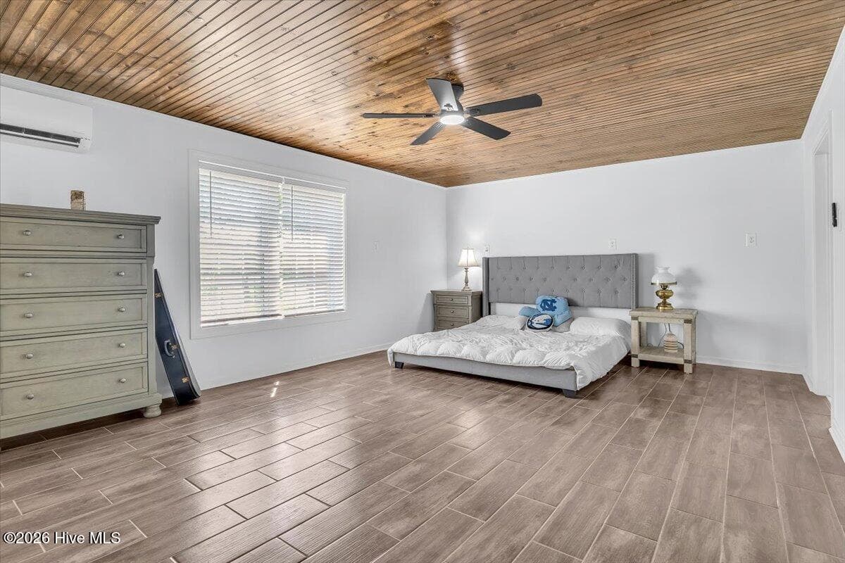 Lower Level - 609 Sawgrass Road, Hampstead, NC 28443
