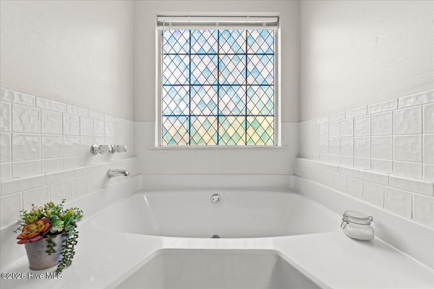Primary Suite Bathroom - 345 Lamplighter Drive, Martinez, GA 30907