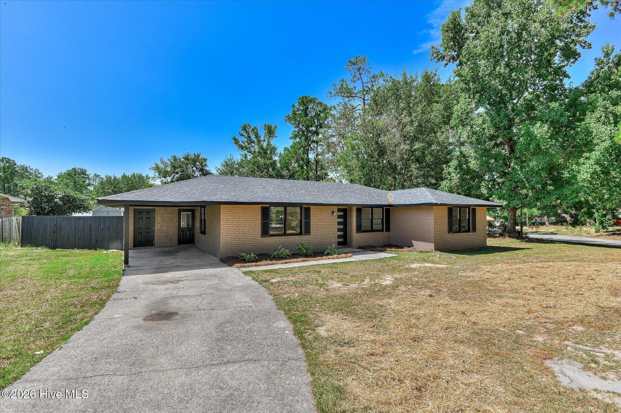 Single Family Residence at 2204 Albemarle Drive, Augusta, GA 30906, photo 2 of 32