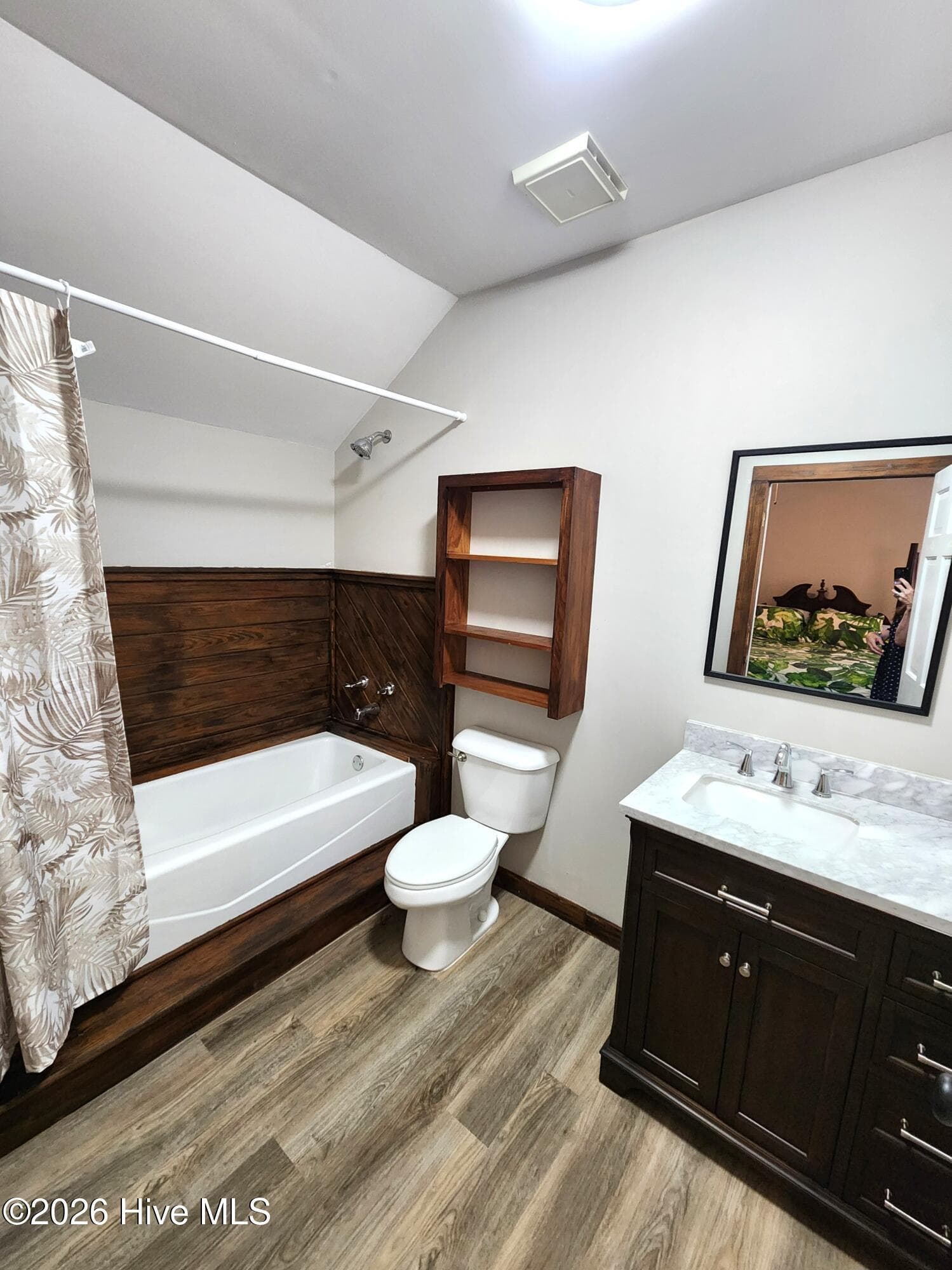 Master Bath - 104 Croatan Drive, Newport, NC 28570
