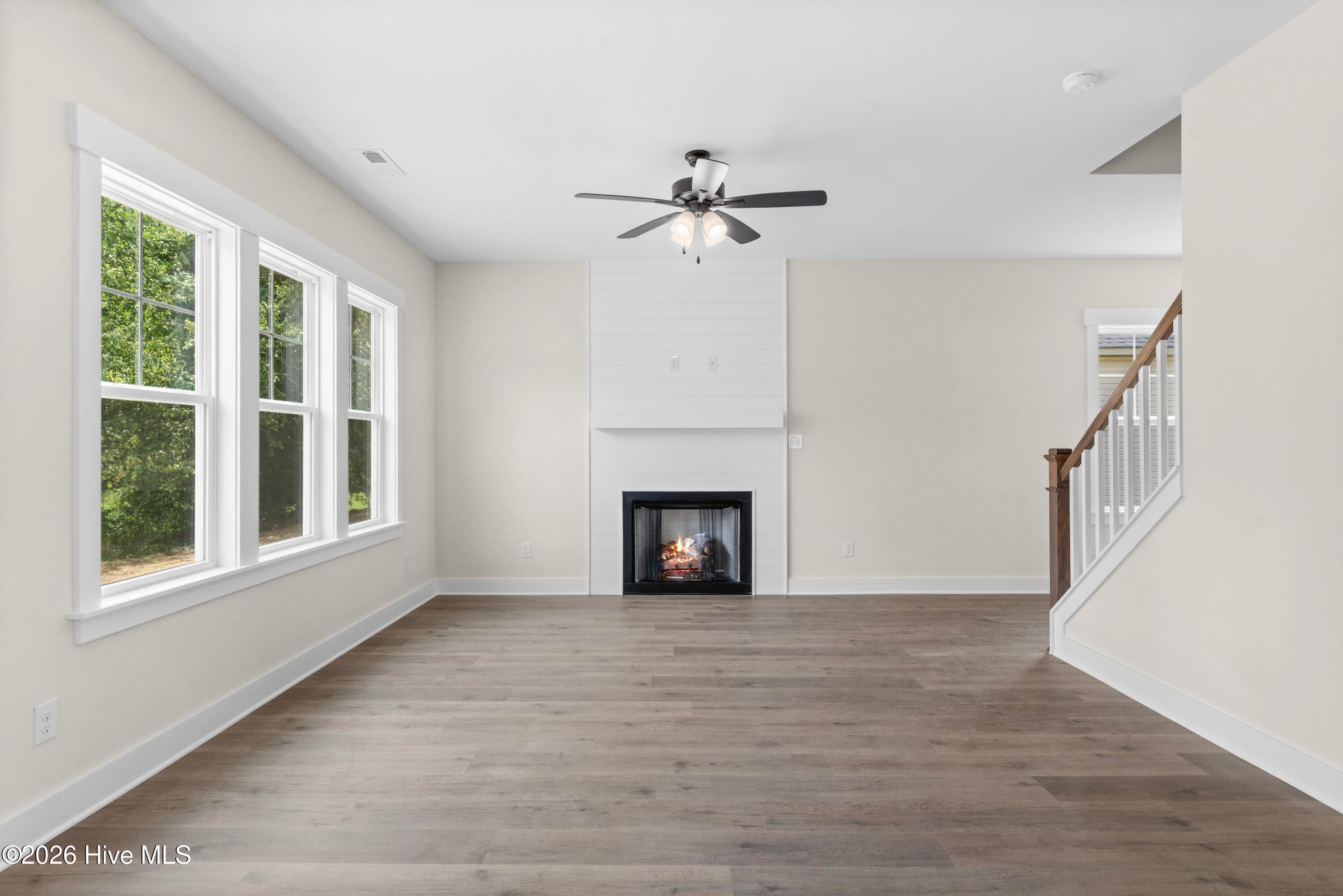 Single Family Residence at 318 Hawks Bluff Drive, New Bern, NC 28560, photo 30 of 109