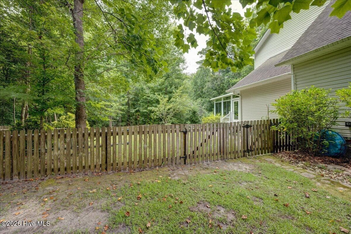 Single Family Residence at 306 Taliaferro Lane, New Bern, NC 28560, photo 50 of 53