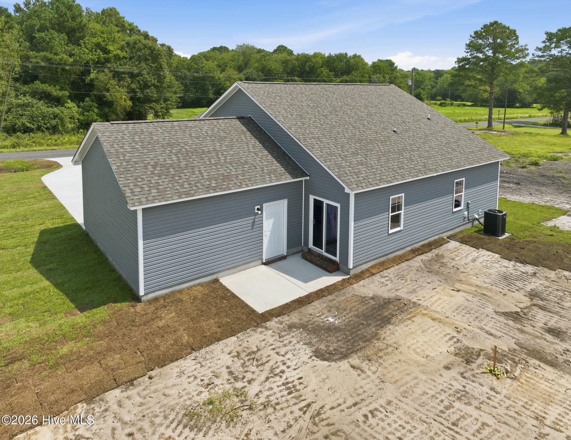 Single Family Residence at 589 Batchelor Road, Richlands, NC 28574, photo 48 of 54