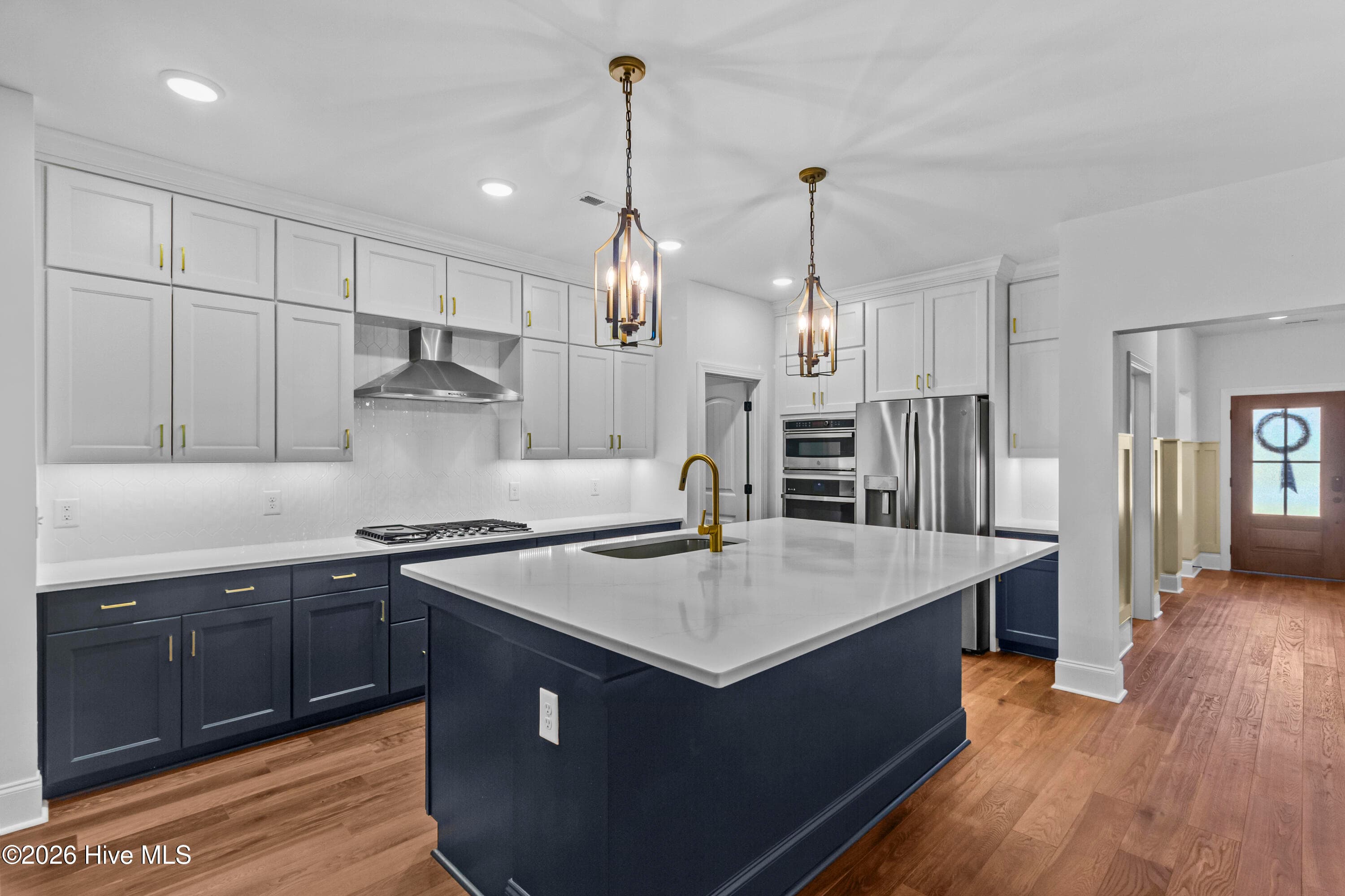 Single Family Residence at 1003 Alabaster Drive, New Bern, NC 28562, photo 3 of 99