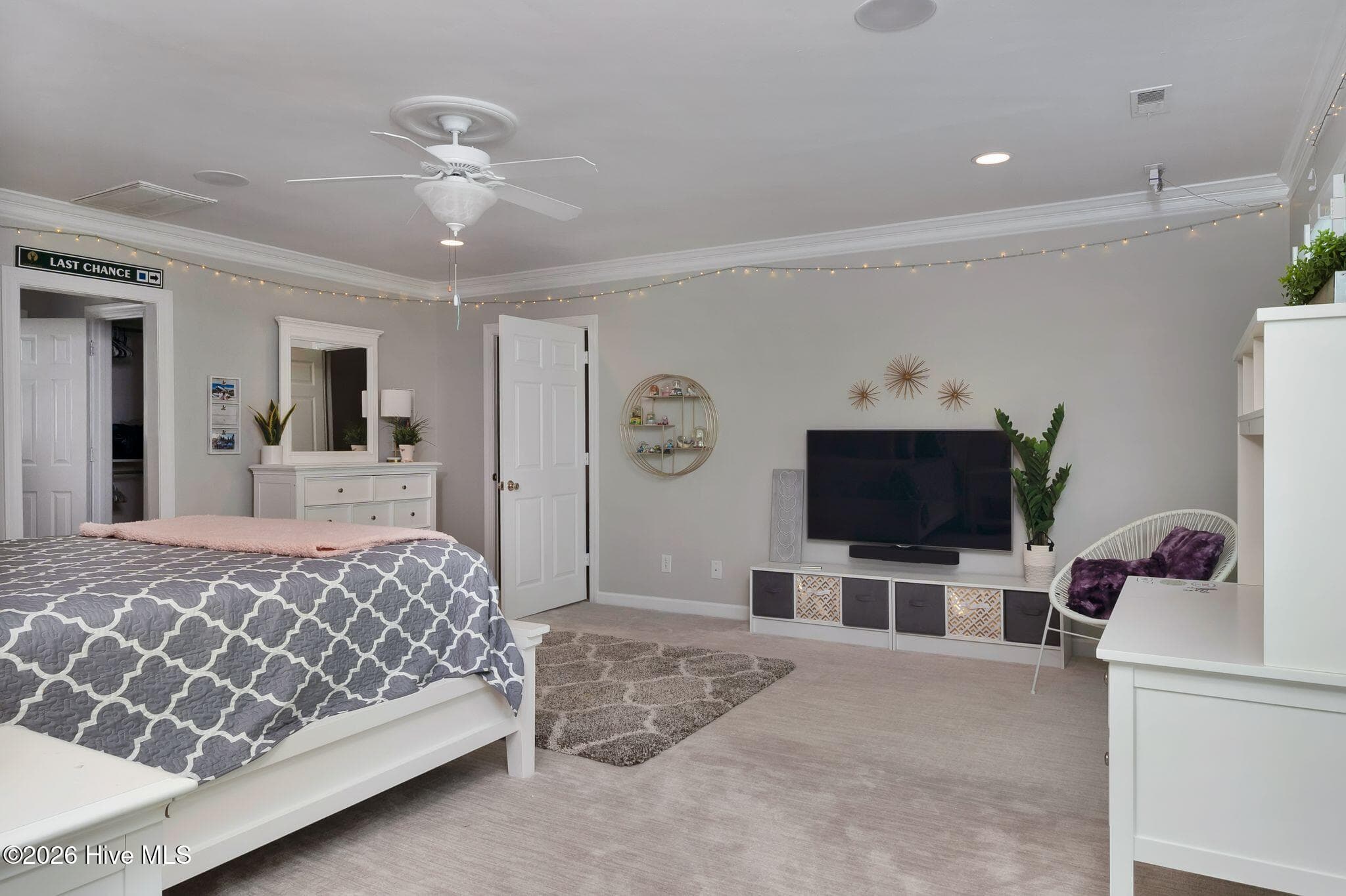 Single Family Residence at 3407 Timberlake Court, Kinston, NC 28504, photo 4 of 9
