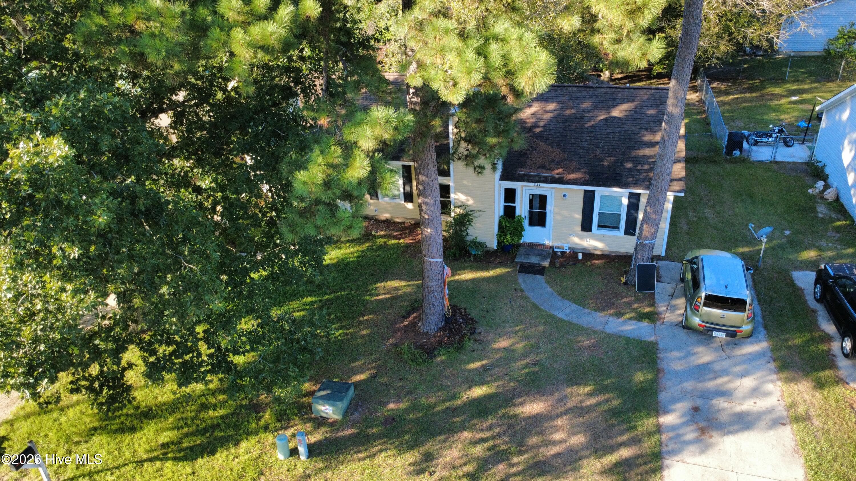 Duplex at 231-233 Easy Street, Jacksonville, NC 28546, photo 27 of 54