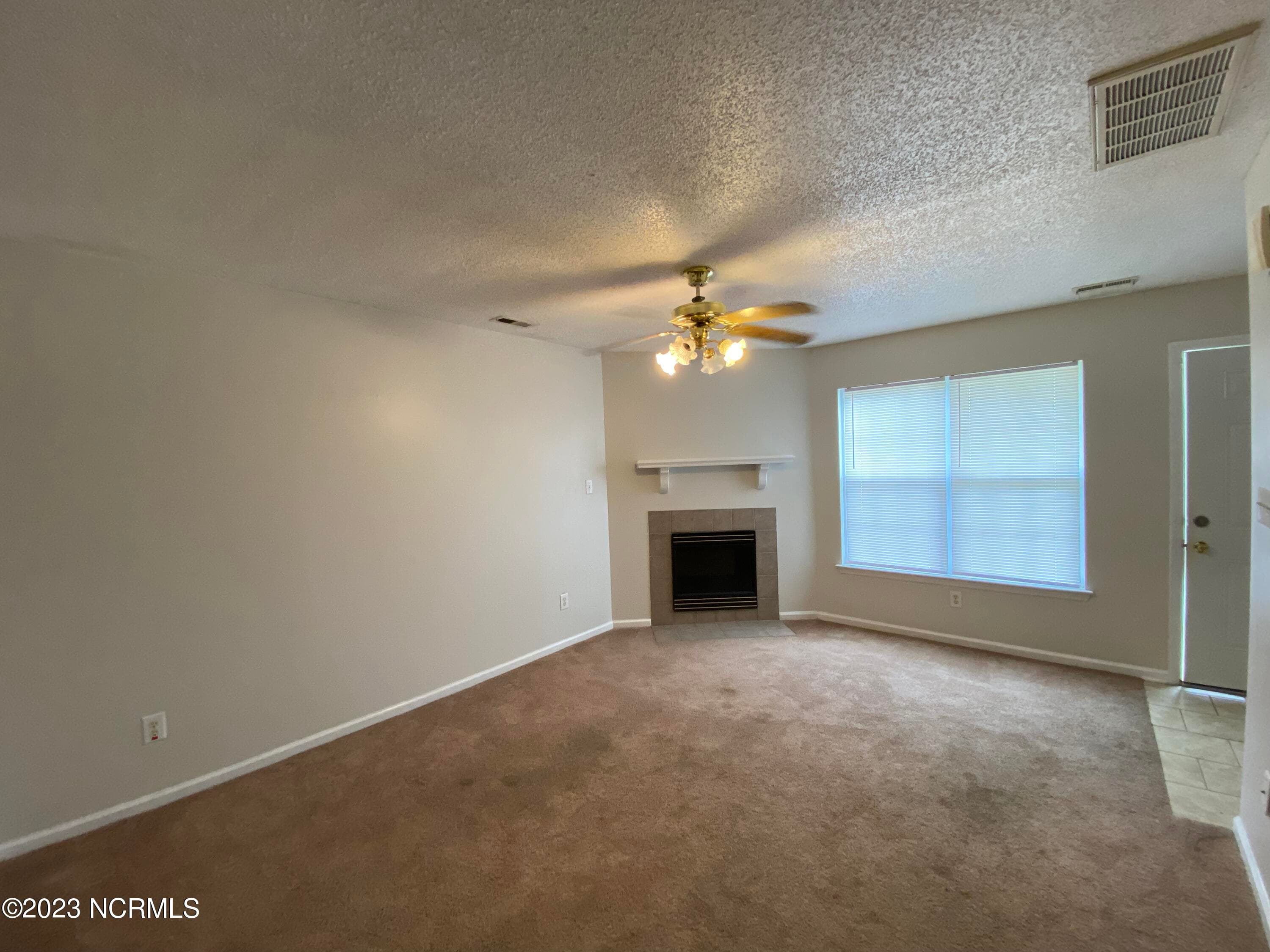 Townhouse at 1976 W Brandymill Lane, Jacksonville, NC 28546, Jacksonville, photo 6 of 13