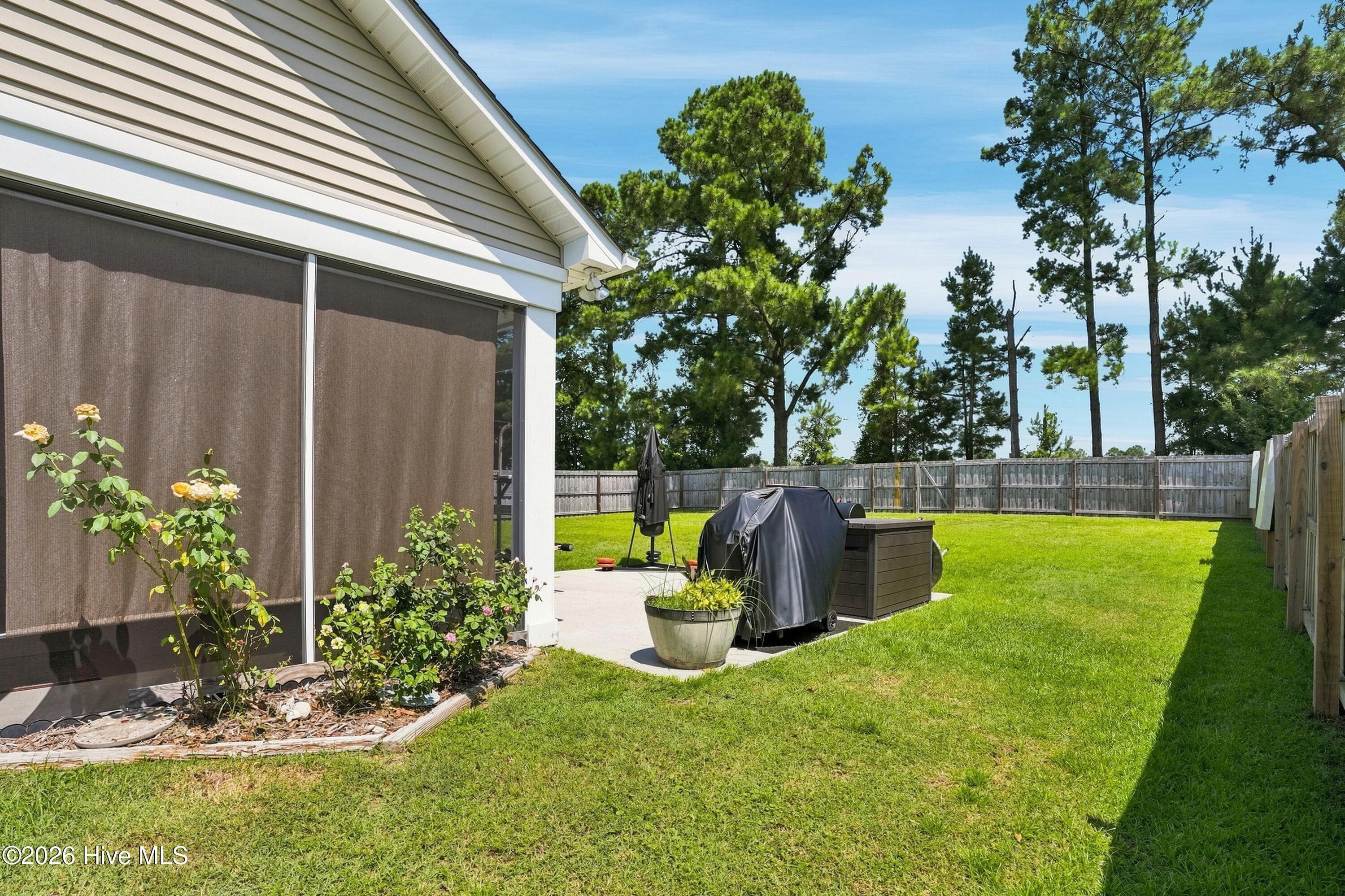 Single Family Residence at 215 Preswick Drive, Rocky Point, NC 28457, photo 39 of 42