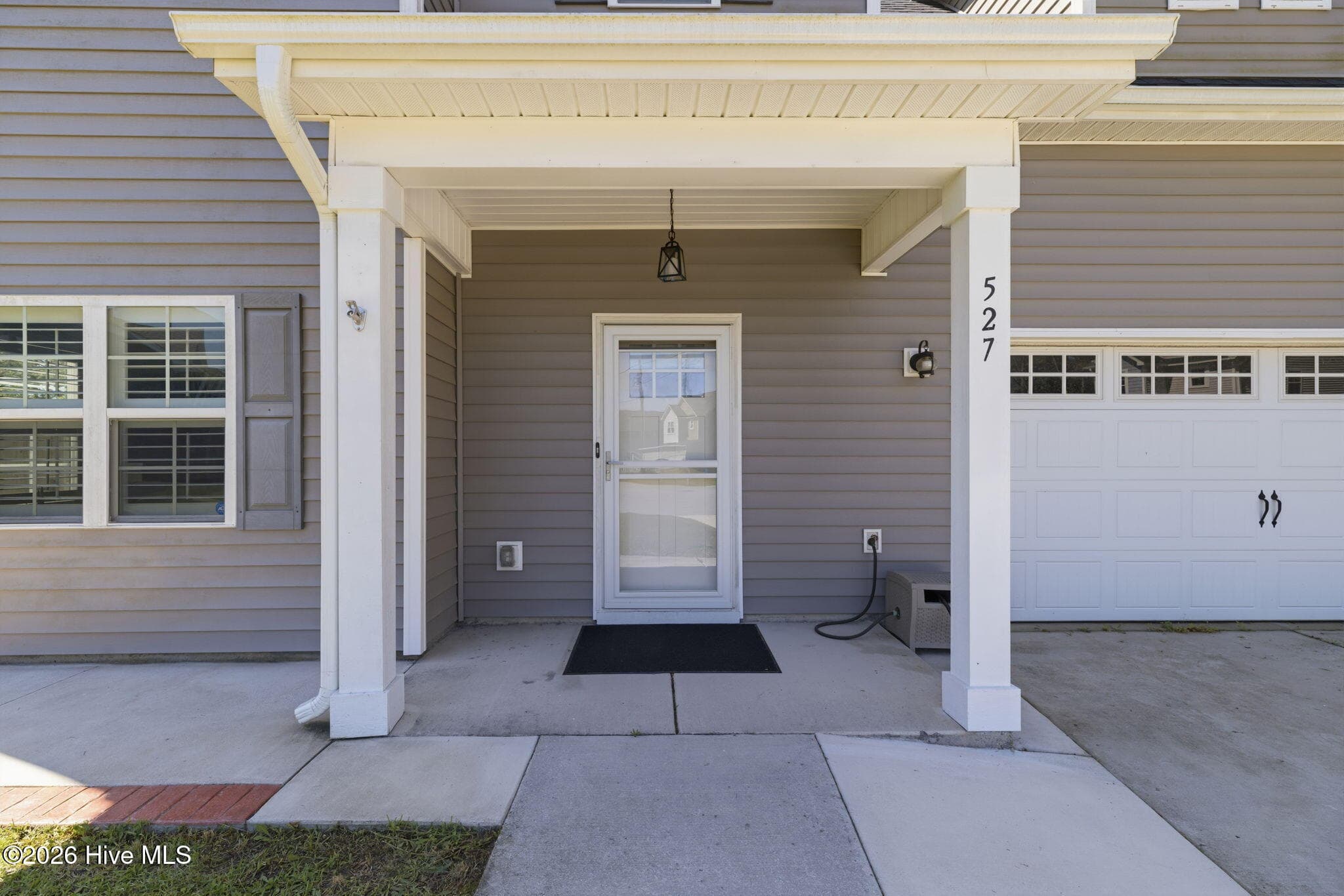 Single Family Residence at 527 Everett Glades, Sneads Ferry, NC 28460, photo 5 of 57
