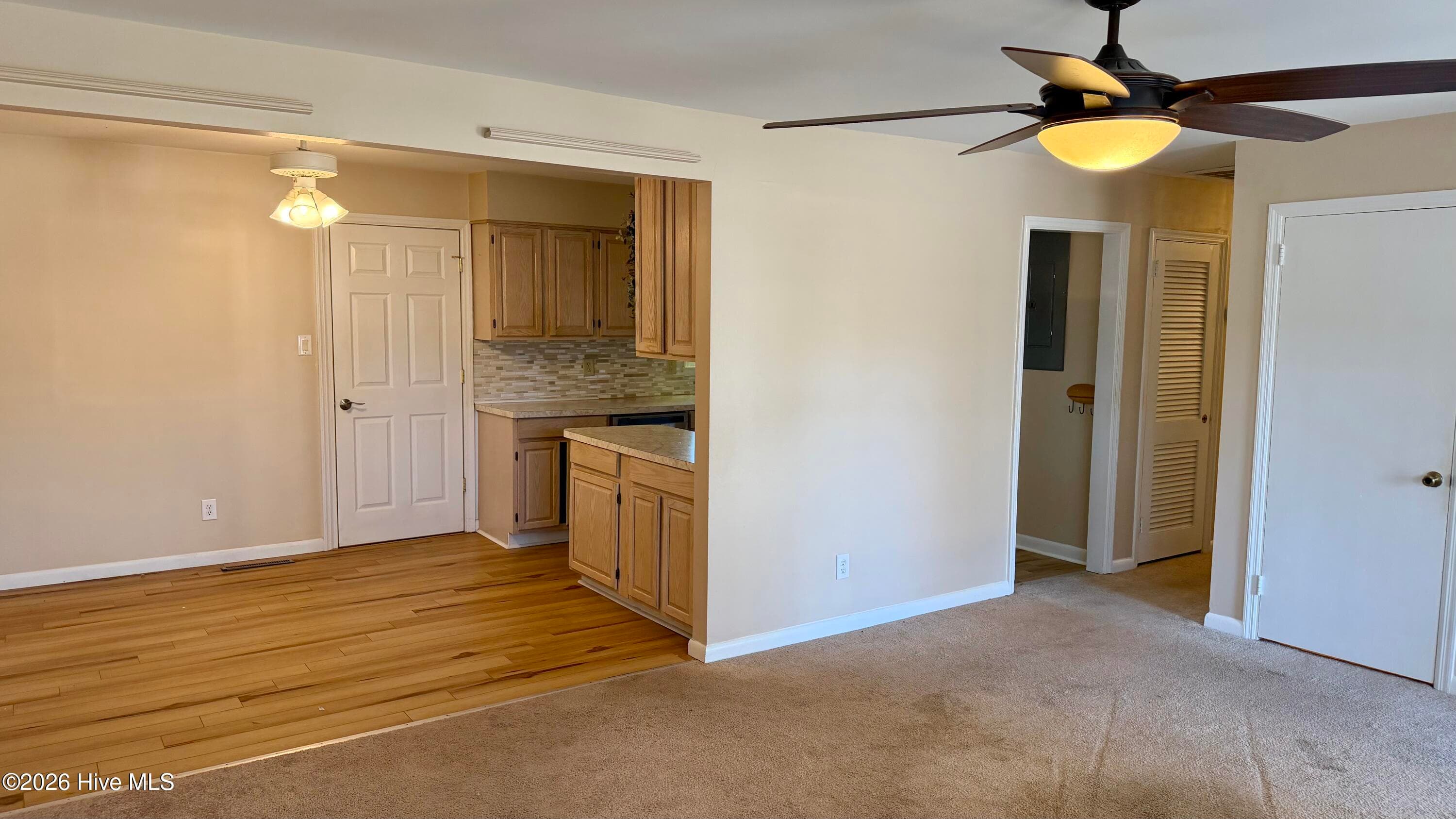 Single Family Residence at 1113 Cherry Tree Drive, New Bern, NC 28562, photo 20 of 80