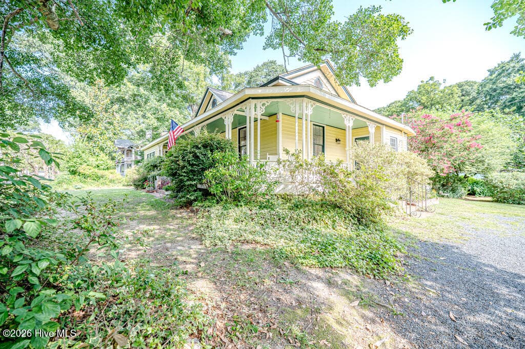 Single Family Residence at 524 Carthage Street, Cameron, NC 28326, photo 7 of 51