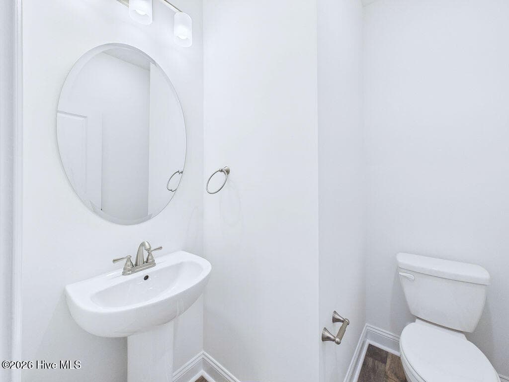 TELLURIDE LOT 04 - 'Berton' - 221 Telluride Court, Aberdeen, NC 28315
