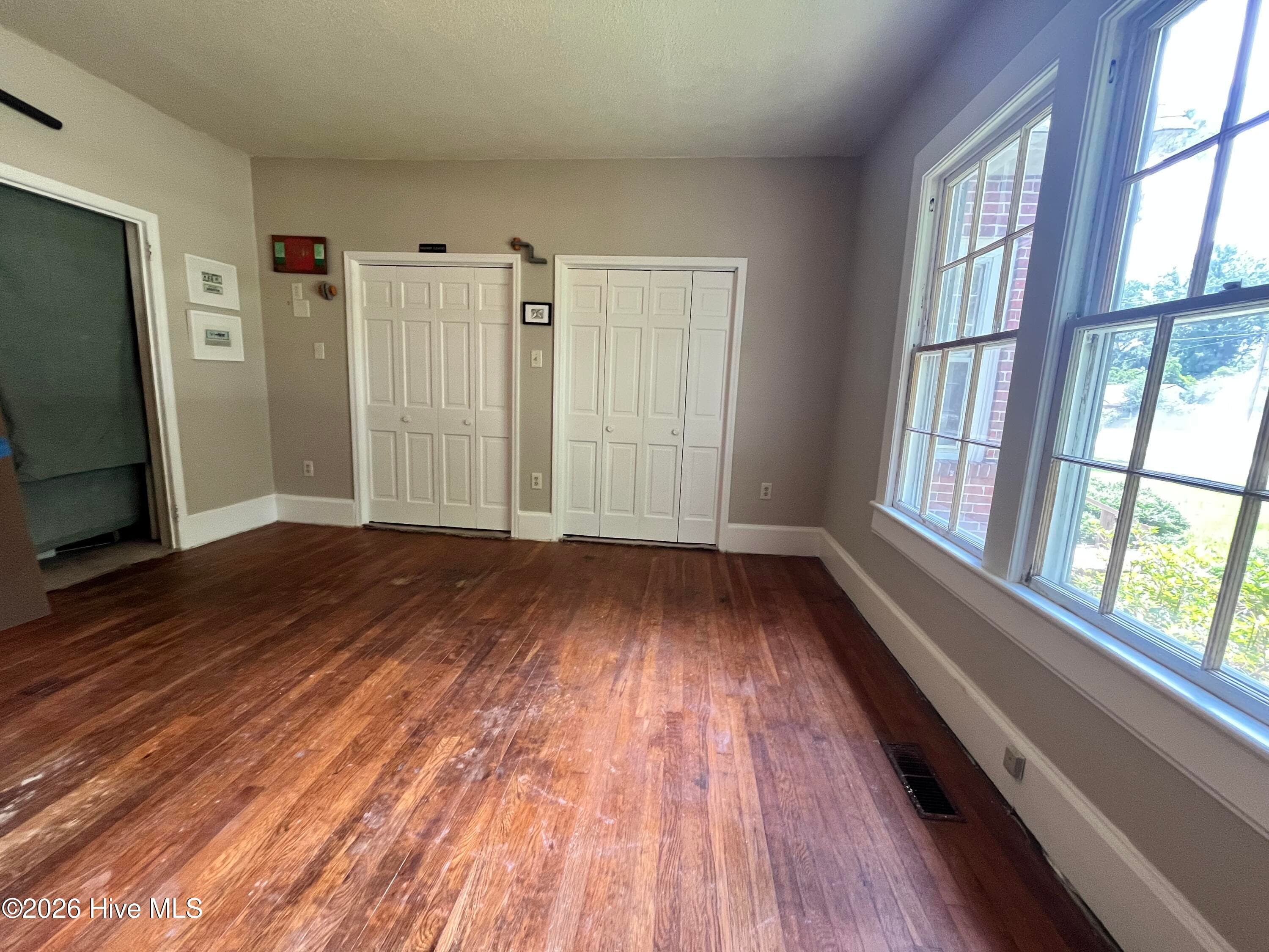 Single Family Residence at 201 E Bell Street, Tabor City, NC 28463, photo 11 of 28