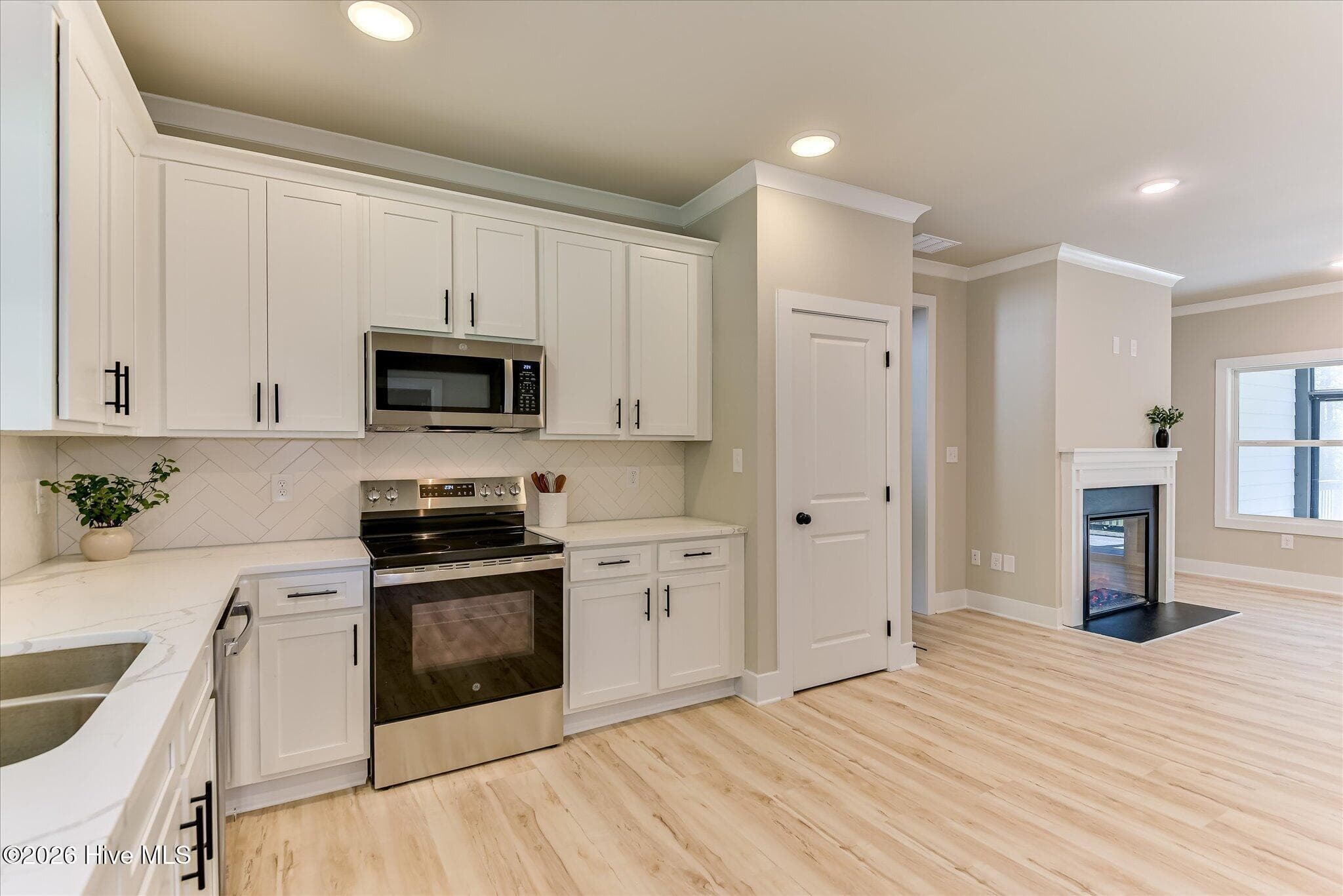 Single Family Residence at 1198 Sunset Cove, Tignall, GA 30668, photo 8 of 50