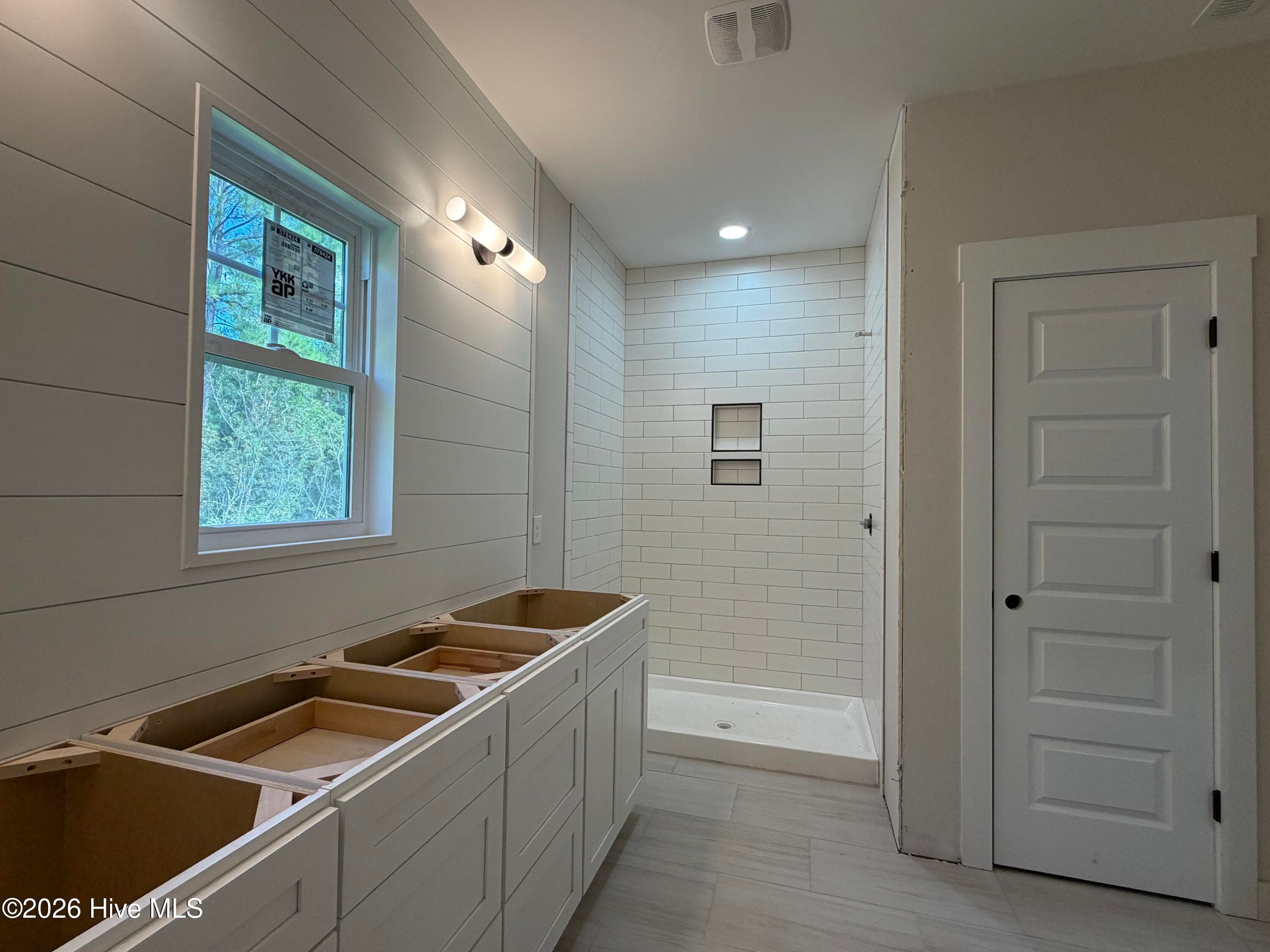 Single Family Residence at 278 E Ivybridge Drive, Hubert, NC 28539, photo 82 of 128