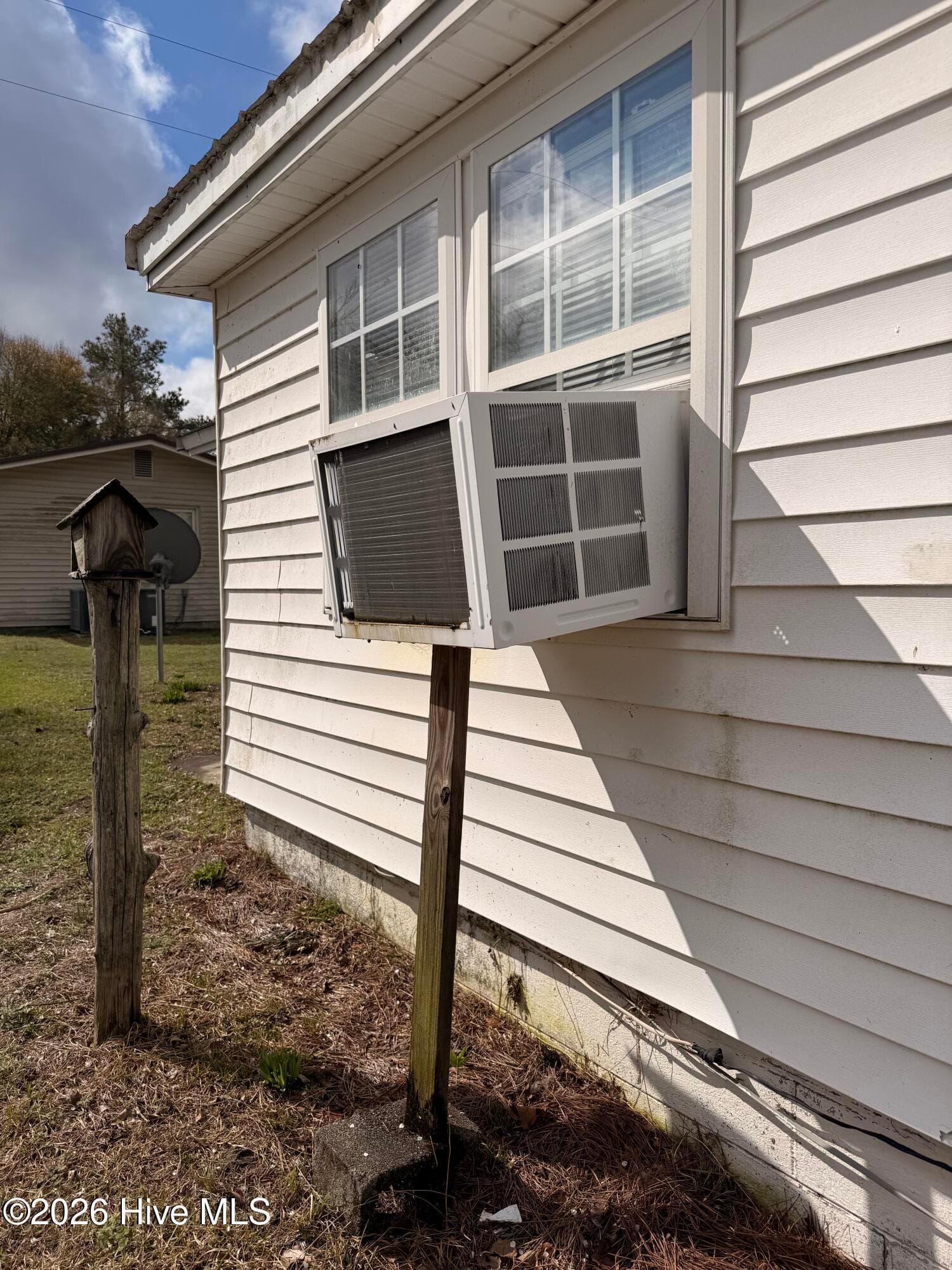 Single Family Residence at 12377 N Carolina 210, Elizabethtown, NC 28337, photo 11 of 12