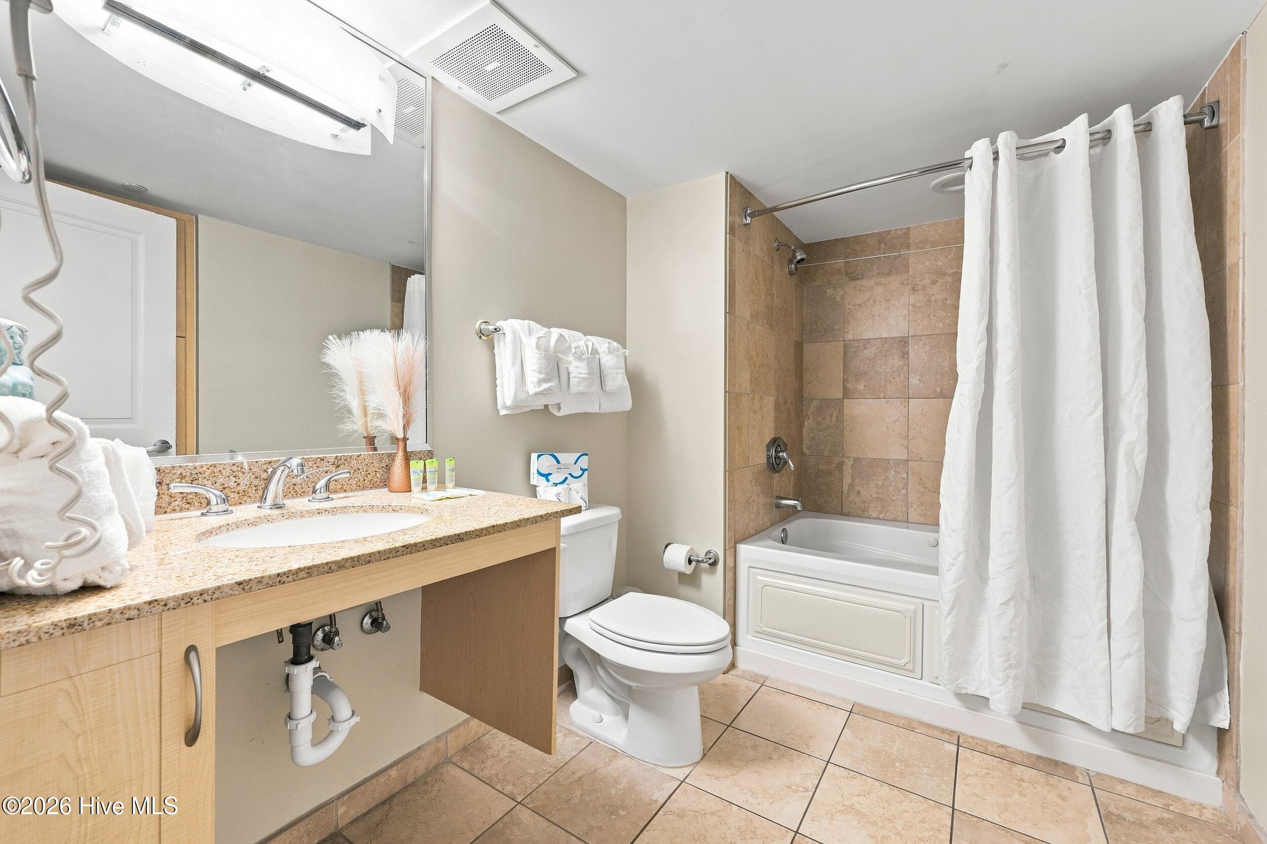 Condominium at 201 S Ocean Boulevard 812, Myrtle Beach, SC 29577, photo 10 of 62
