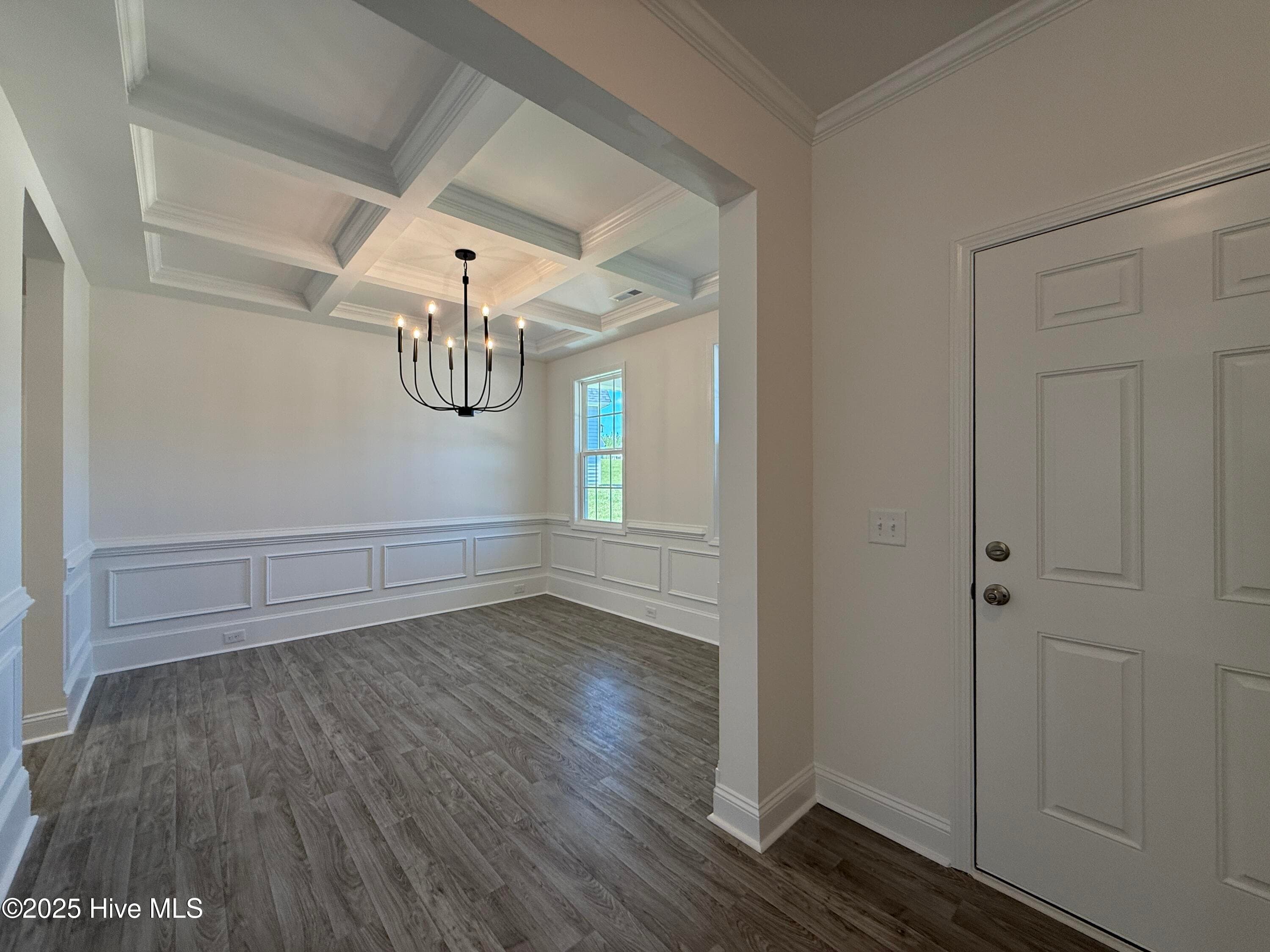 Single Family Residence at 88 Pikewood Court, Lillington, NC 27546, photo 9 of 51
