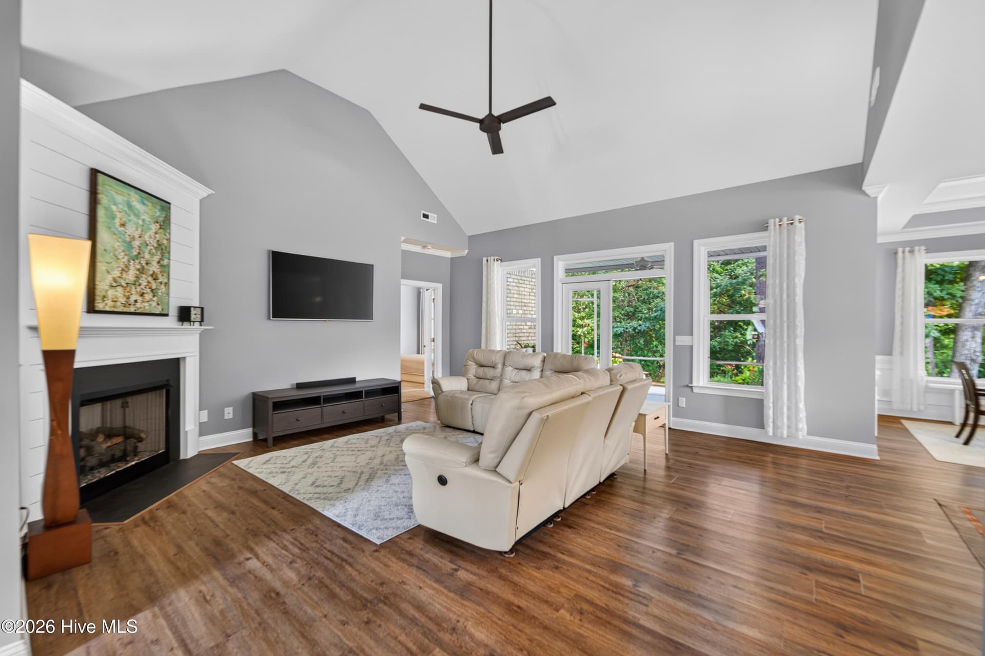 Single Family Residence at 101 Beaumont Circle, Hampstead, NC 28443, photo 11 of 43