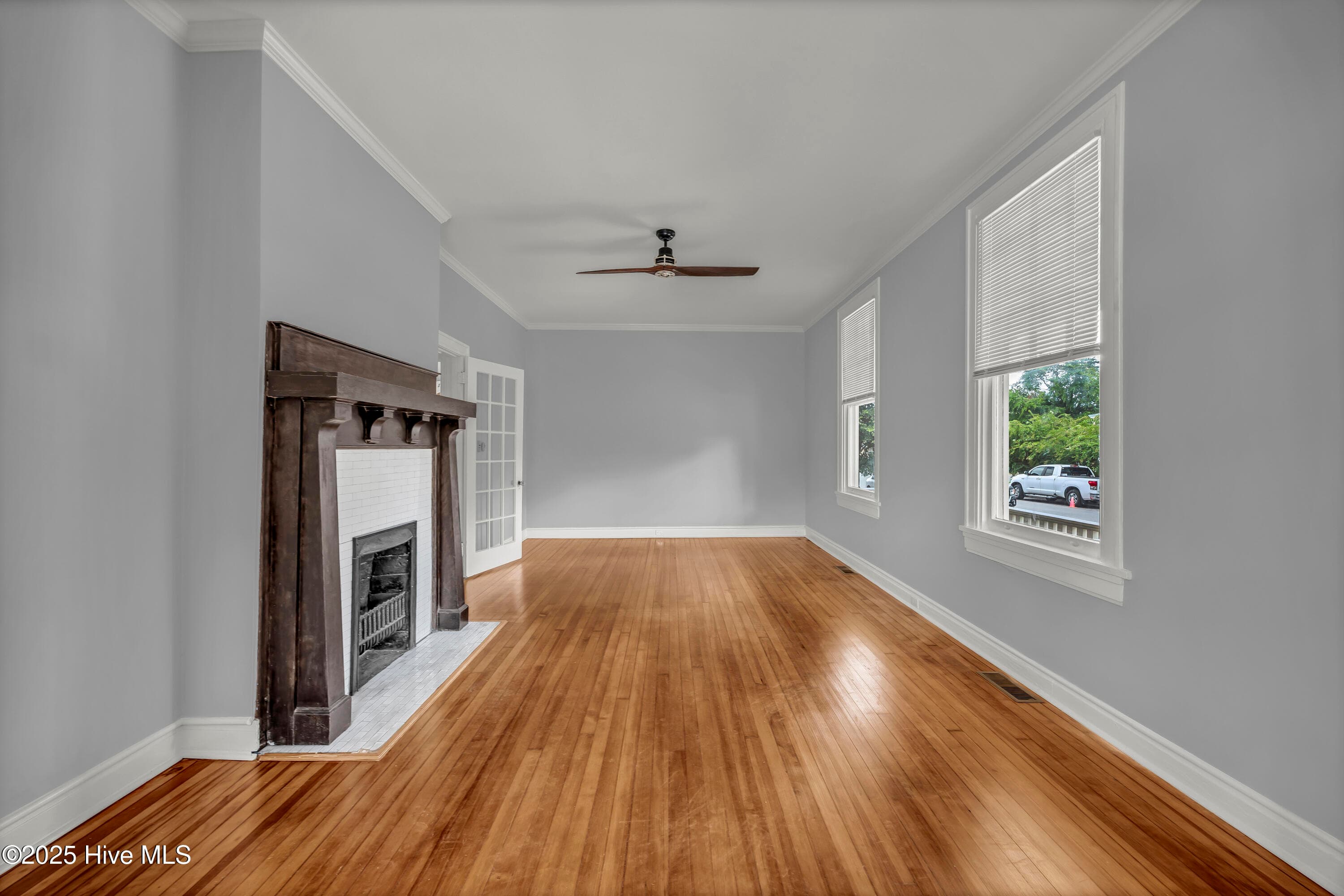 Duplex at 8 S 7th Street, Wilmington, NC 28401, photo 5 of 46