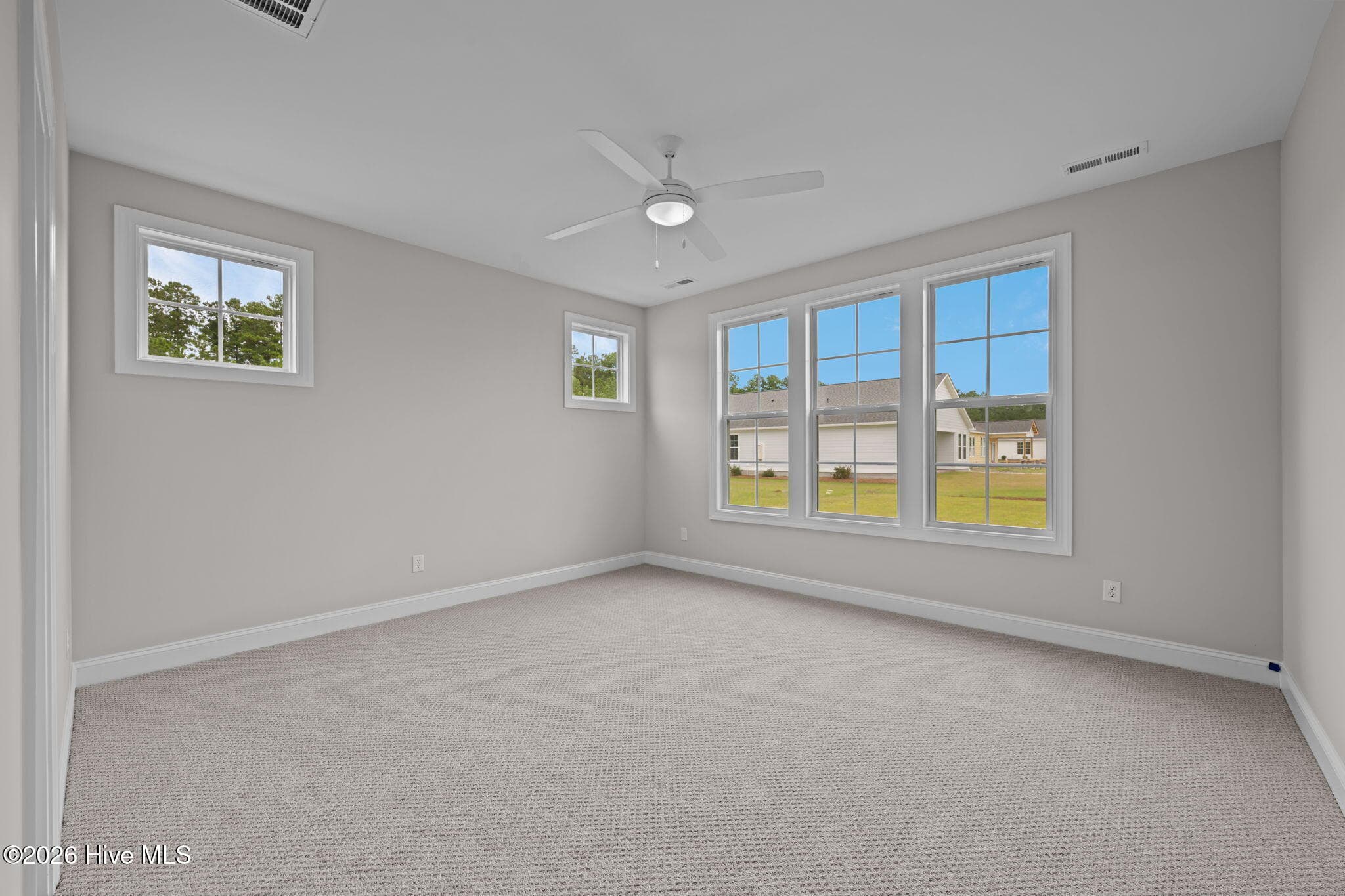Single Family Residence at 1004 Exeter Place, New Bern, NC 28562, photo 20 of 44