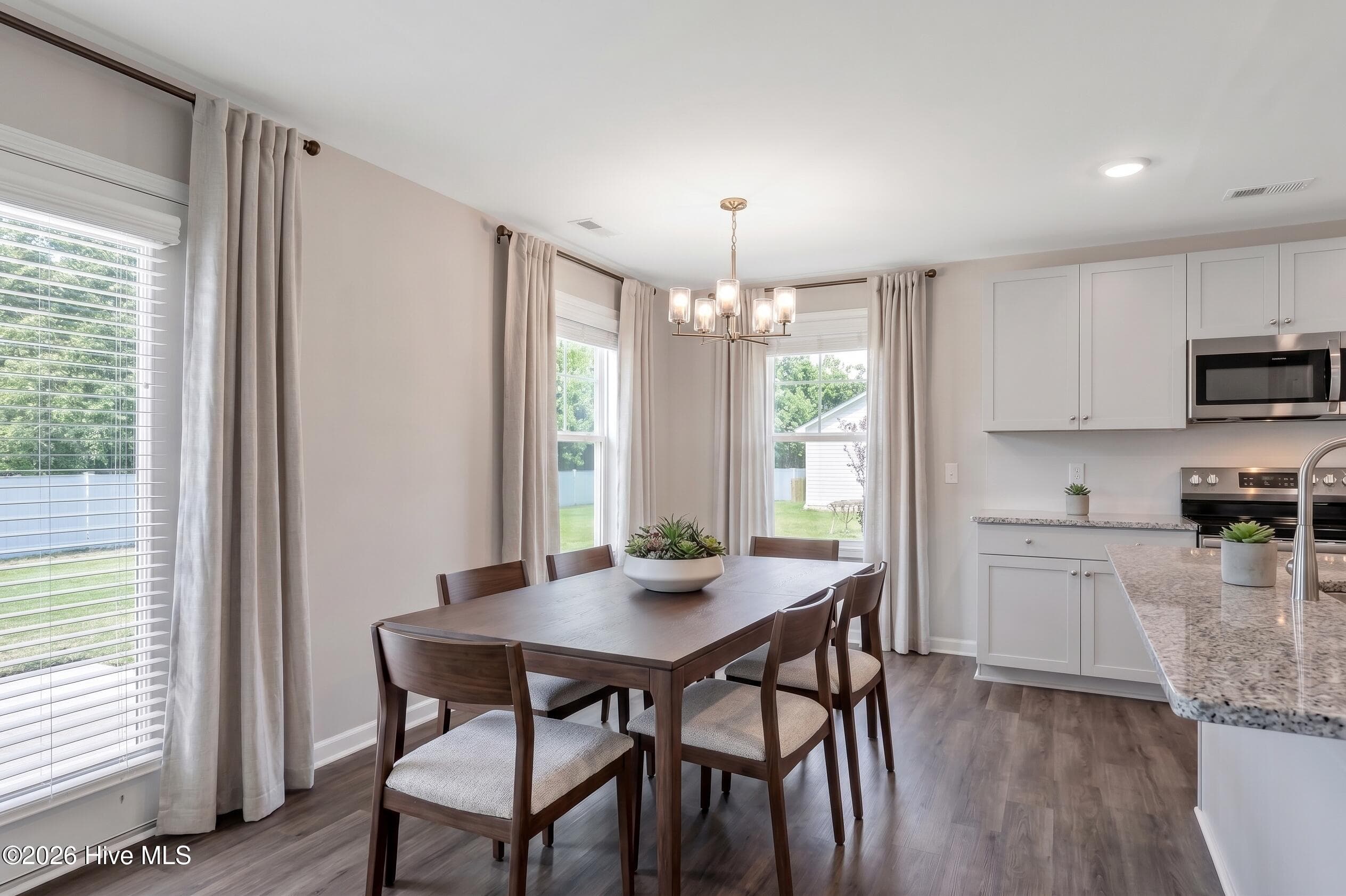 Virtually Staged - 25 W Emily Gardens Drive, Selma, NC 27576