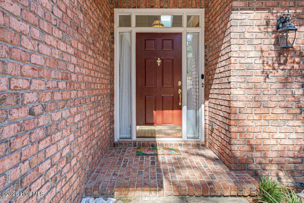 25 Ivy Way Pinehurst NC doorway - 25 Ivy Way, Pinehurst, NC 28374