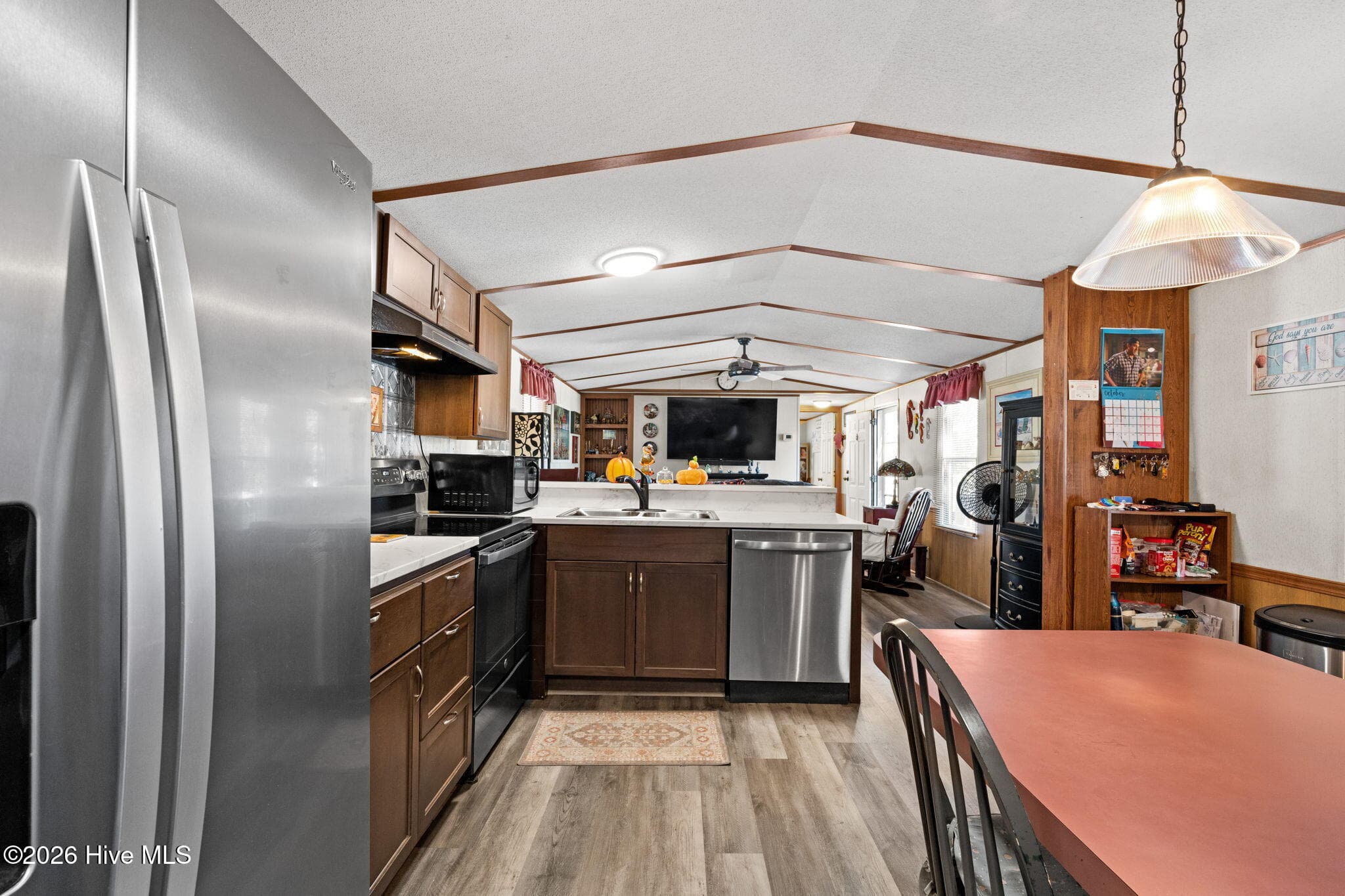 Manufactured Home at 2882 Six Pence Drive SW, Supply, NC 28462, Supply, photo 9 of 44