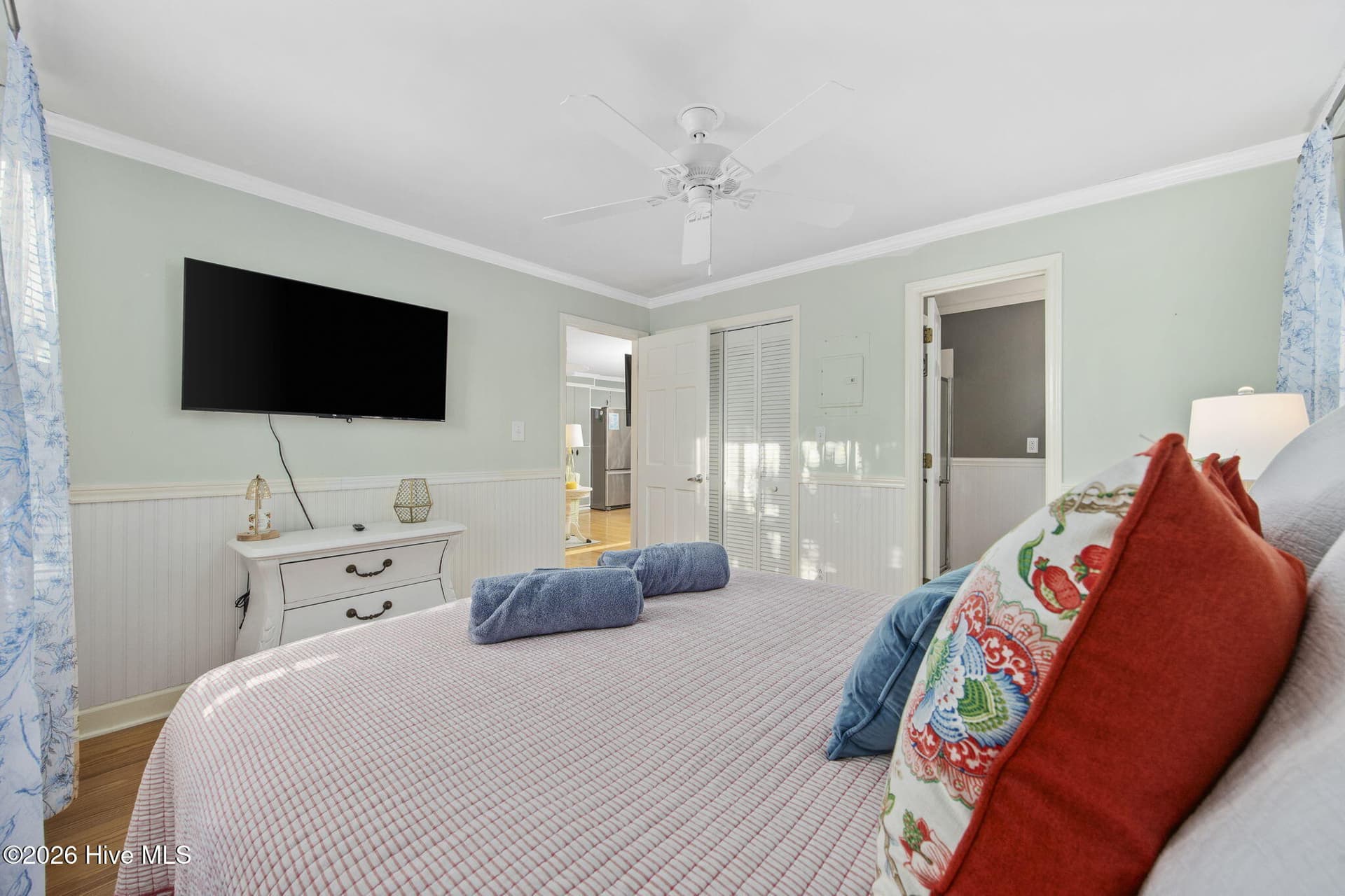 Single Family Residence at 407 35th Street, Sunset Beach, NC 28468, photo 19 of 49