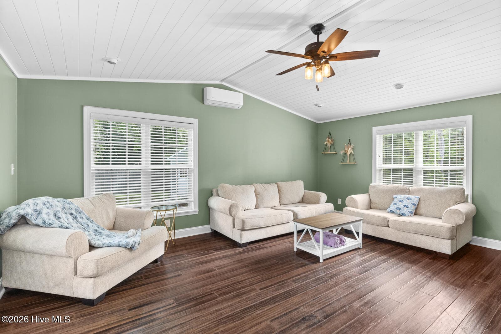 Single Family Residence at 252 Derby Downs Drive, Sneads Ferry, NC 28460, photo 20 of 47