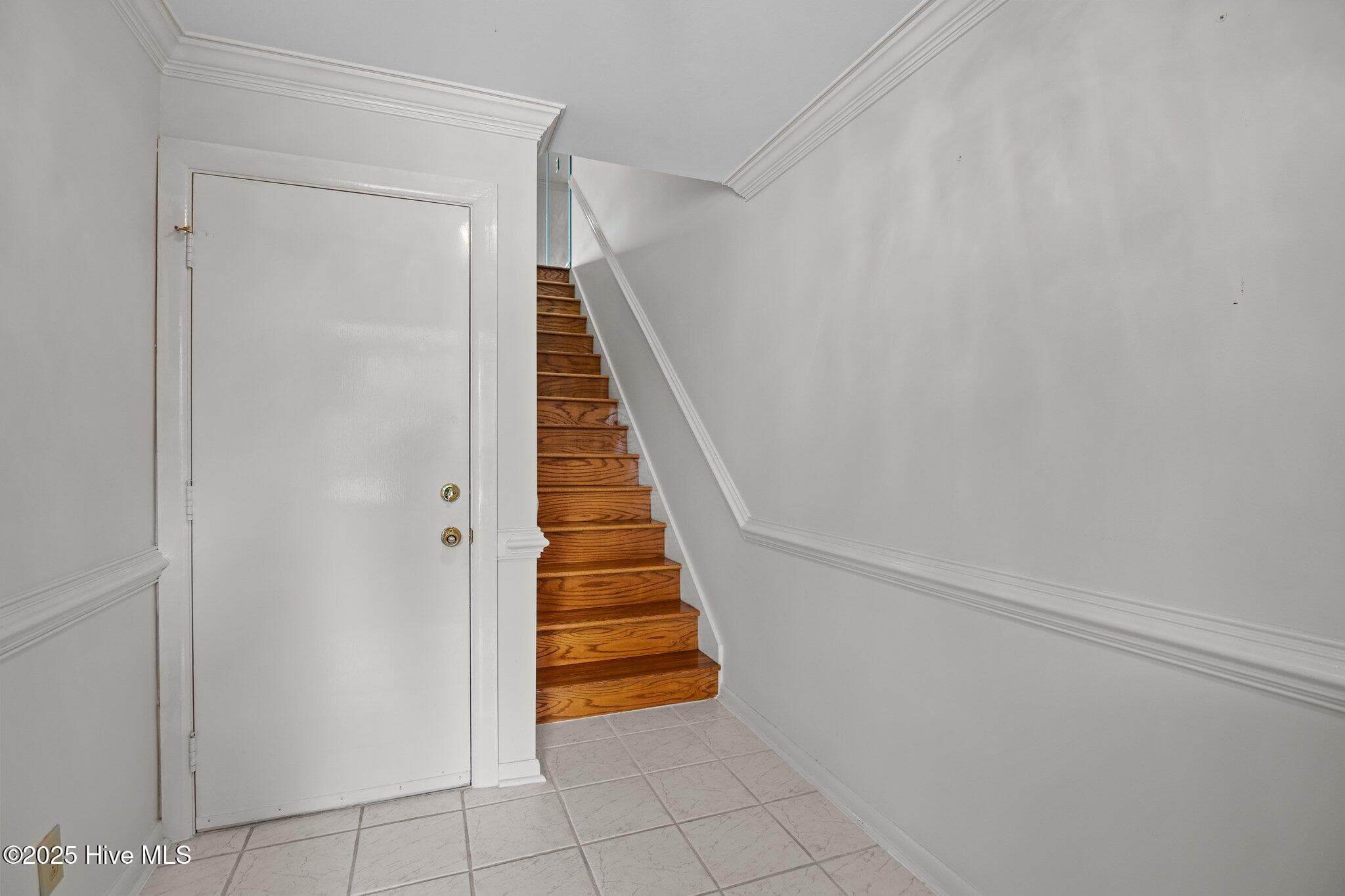 Townhouse at 24 Batts Hill Road, New Bern, NC 28562, photo 7 of 50