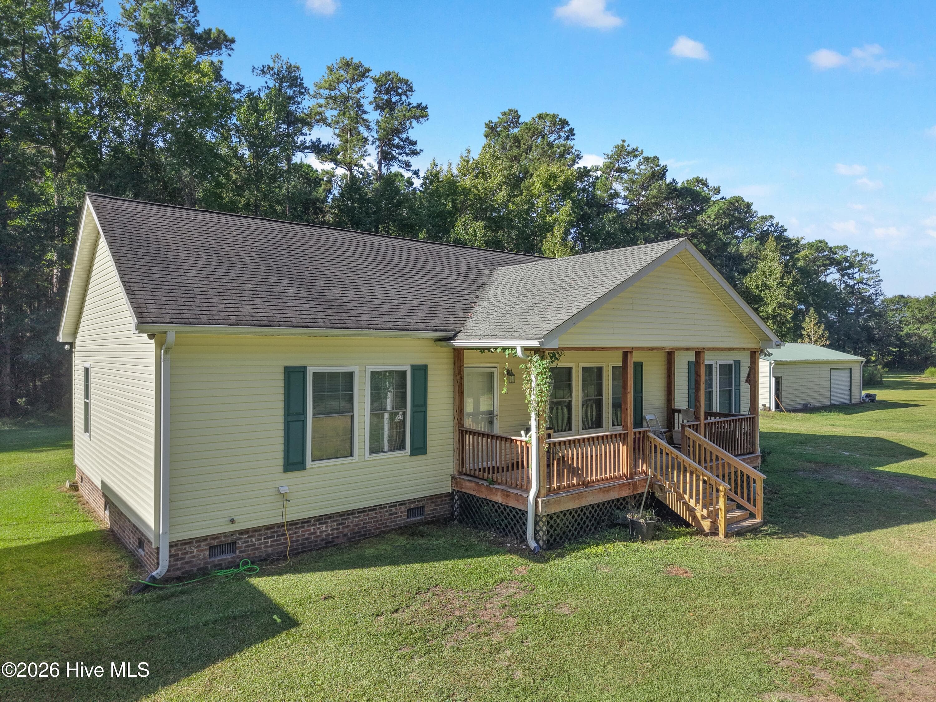 Single Family Residence at 5521 Rl Lewis Lane SE, Bolivia, NC 28422, photo 2 of 48