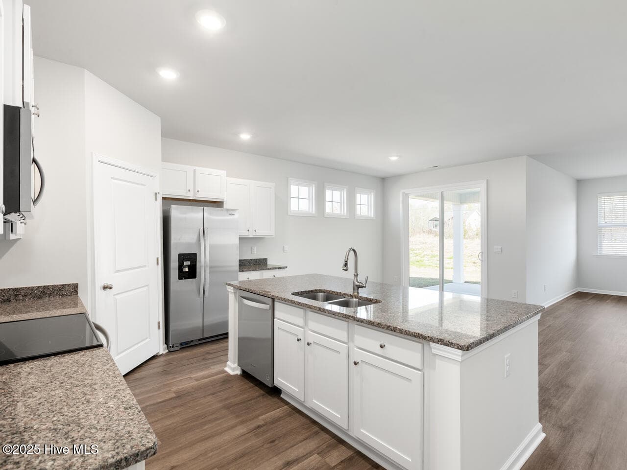 Single Family Residence at 2110 Cypress Hill Drive SE Lot 89, Bolivia, NC 28422, photo 10 of 38