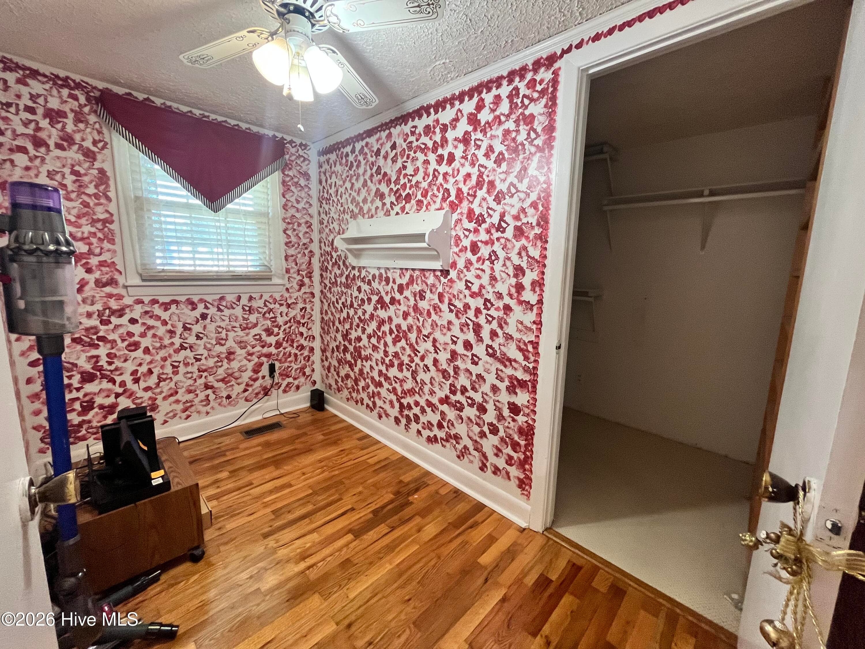 Single Family Residence at 10762 James B. White Hwy S., Whiteville, NC 28472, Whiteville, photo 11 of 22