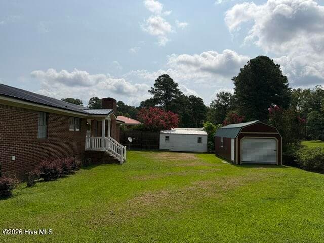 Single Family Residence at 287 S Whitehead Street, Warrenton, GA 30828, photo 4 of 32