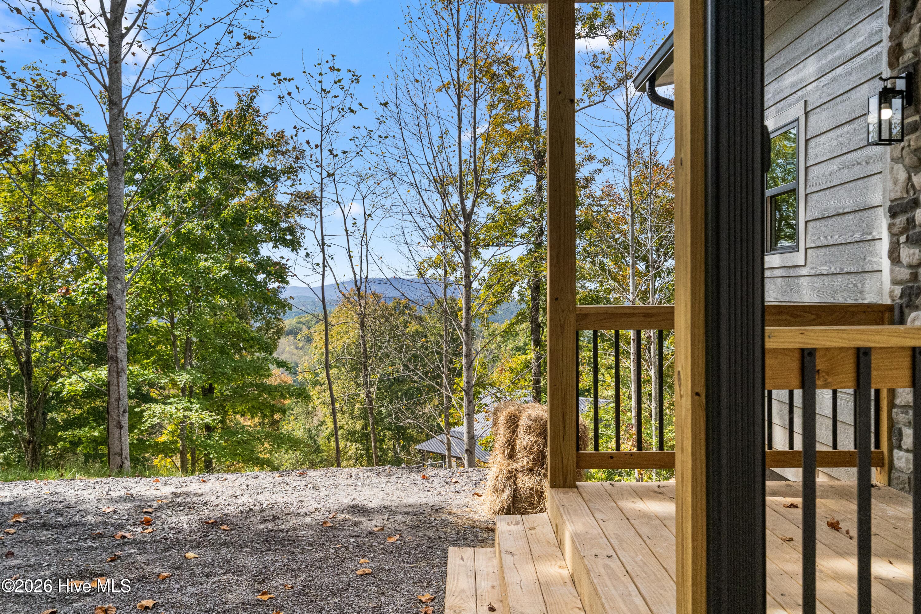 Single Family Residence at 447 Big Sky Drive, Murphy, NC 28906, photo 5 of 39