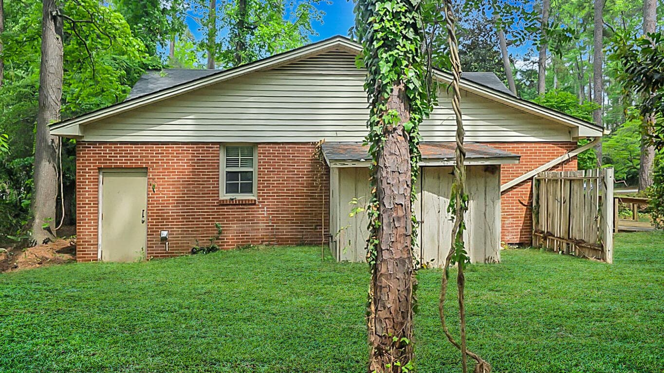 Single Family Residence at 819 Hillcrest Drive, Thomson, GA 30824, photo 12 of 46