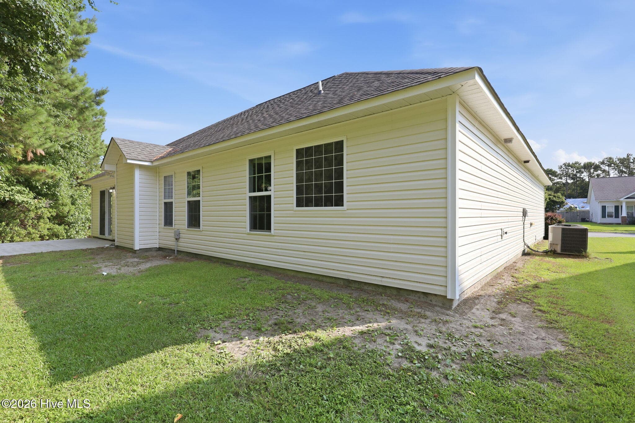 Single Family Residence at 419 Patriots Point Lane, Swansboro, NC 28584, photo 39 of 46