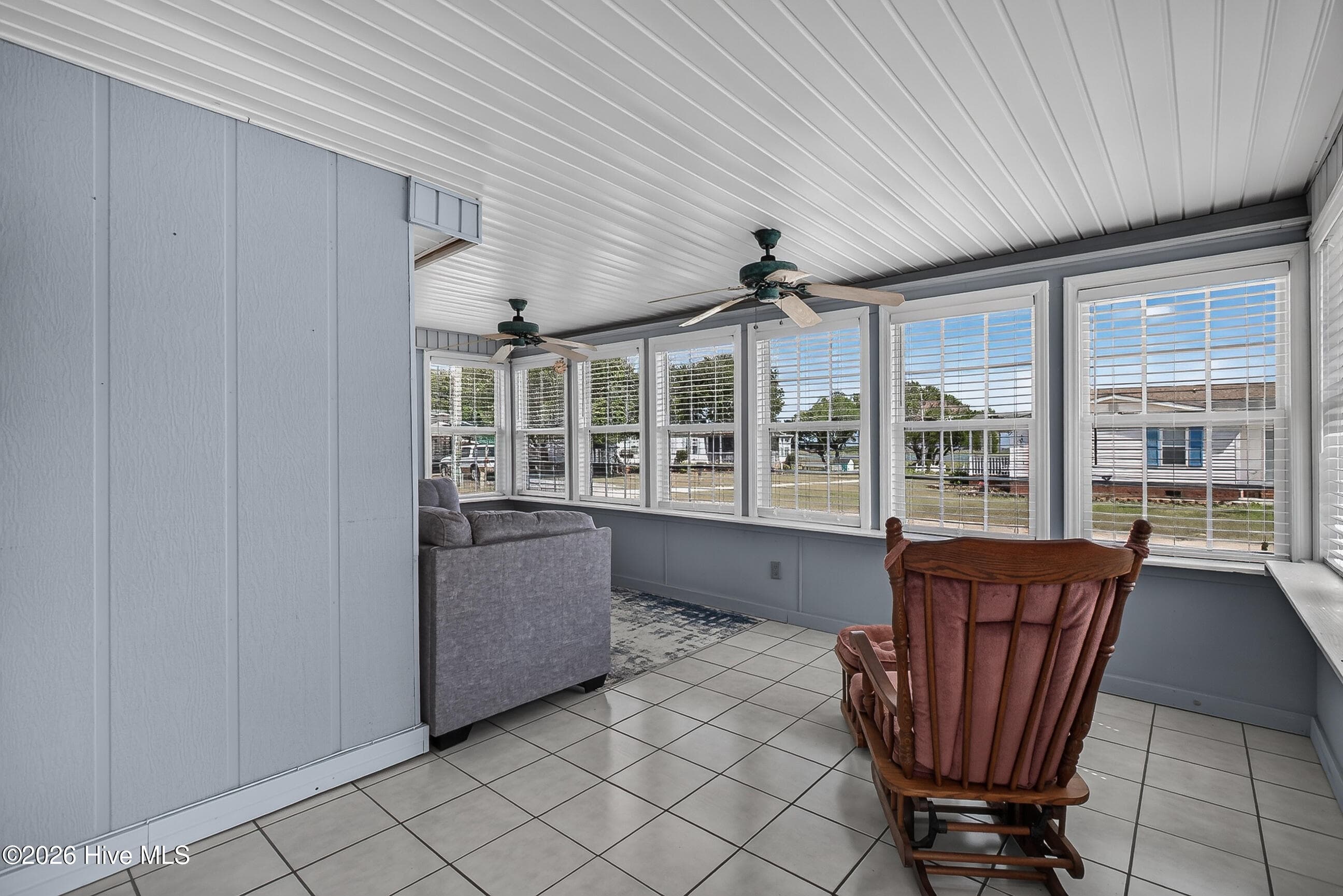 100 Crews Lane, Hubert, NC 28539
