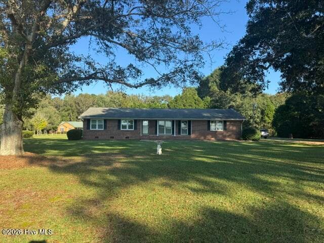 Single Family Residence at 1836 Us Highway 117 S, Burgaw, NC 28425, photo 2 of 9