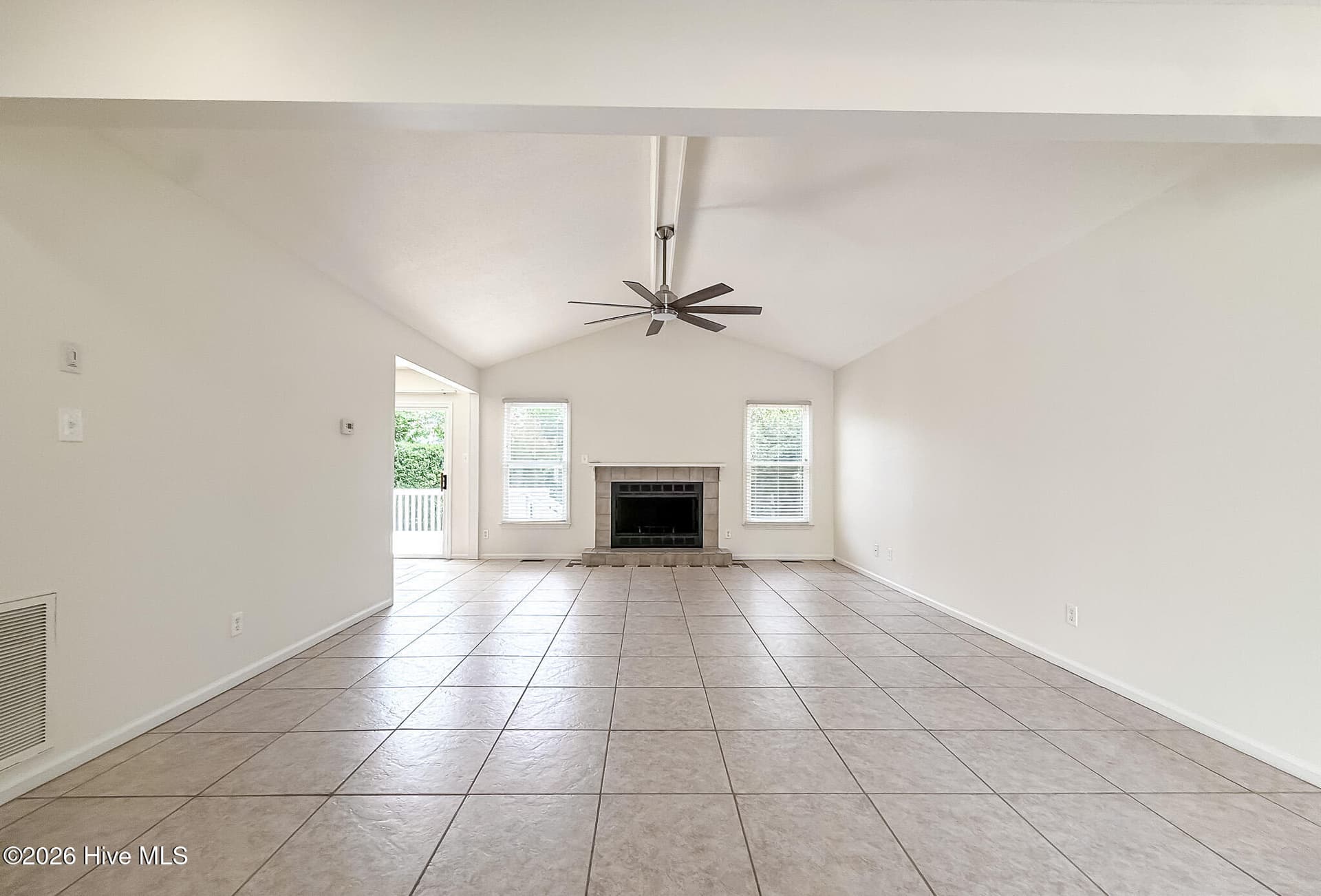 Single Family Residence at 5 Bridle Path Circle, Pinehurst, NC 28374, photo 8 of 65