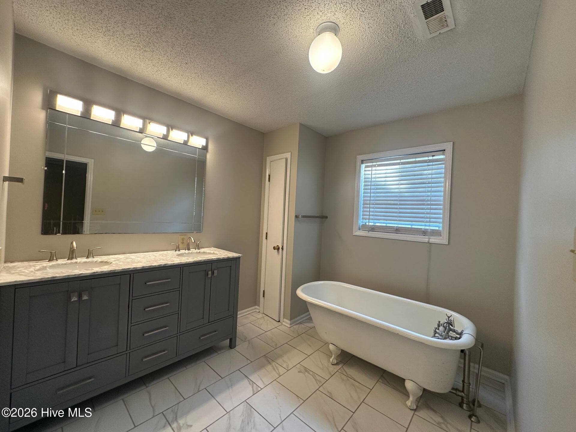 159 Longwood Drive, Stella, NC 28582