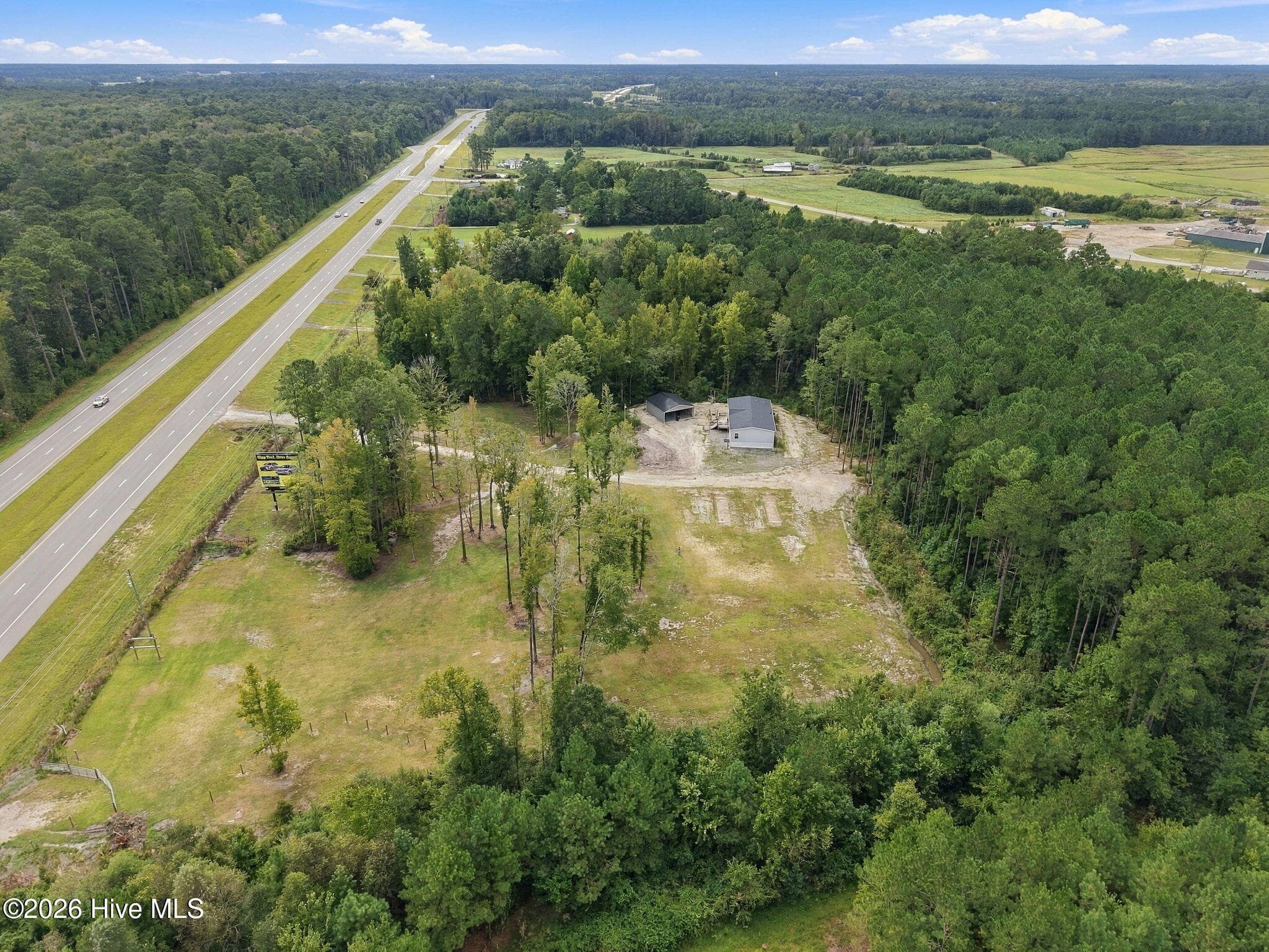 Manufactured Home at 11566 Hwy 17, Maysville, NC 28555, photo 54 of 56