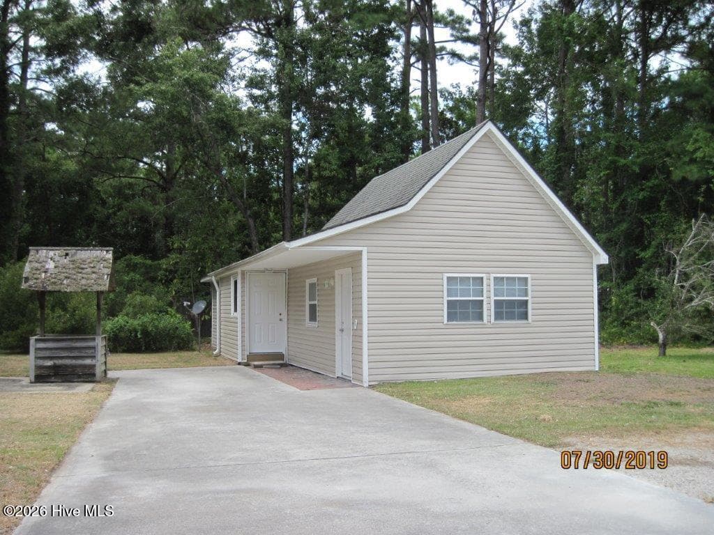 Single Family Residence at 5330 Masonboro Loop Road, Wilmington, NC 28409, photo 6 of 6