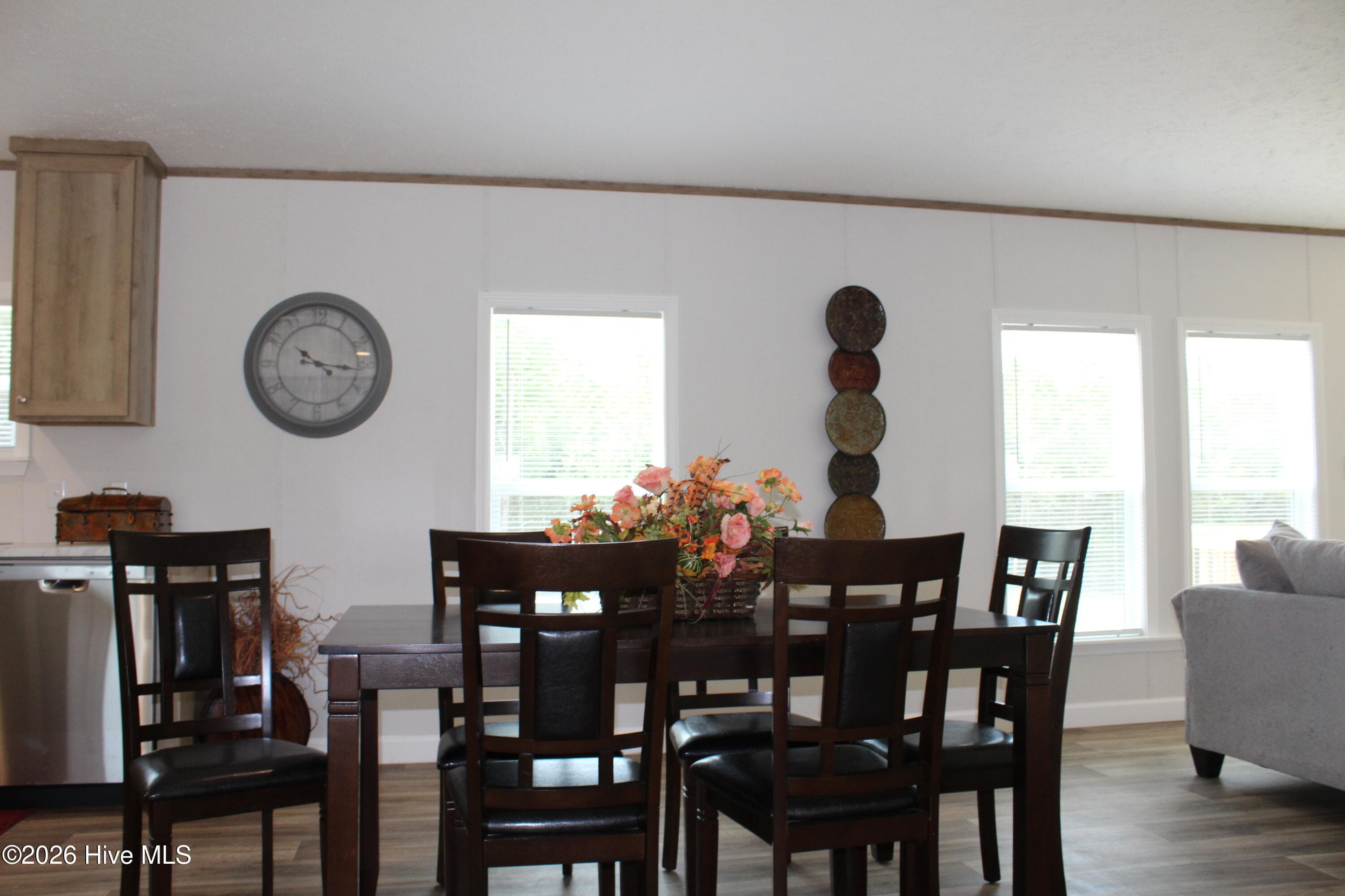 Manufactured Home at 950 Blind Bridge Road, Magnolia, NC 28453, photo 10 of 32