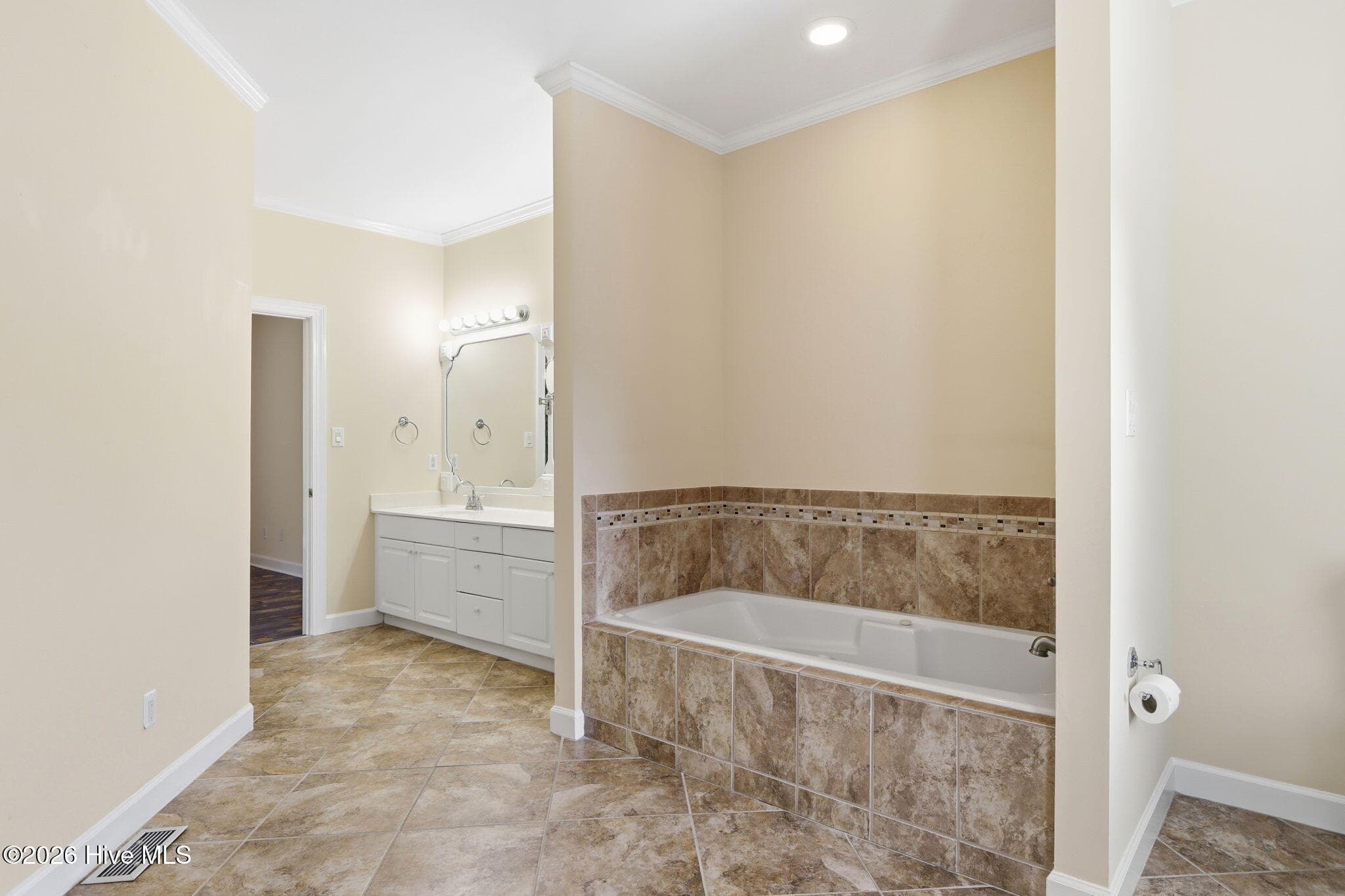 Primary bathroom-jetted tub - 104 Talford Drive, Atlantic Beach, NC 28512