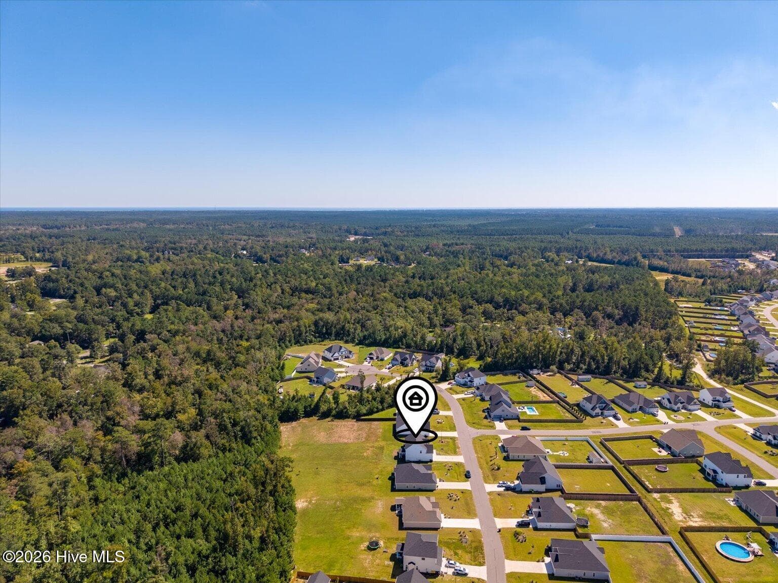 Single Family Residence at 12 N Ardsley Lane, Rocky Point, NC 28457, photo 7 of 55