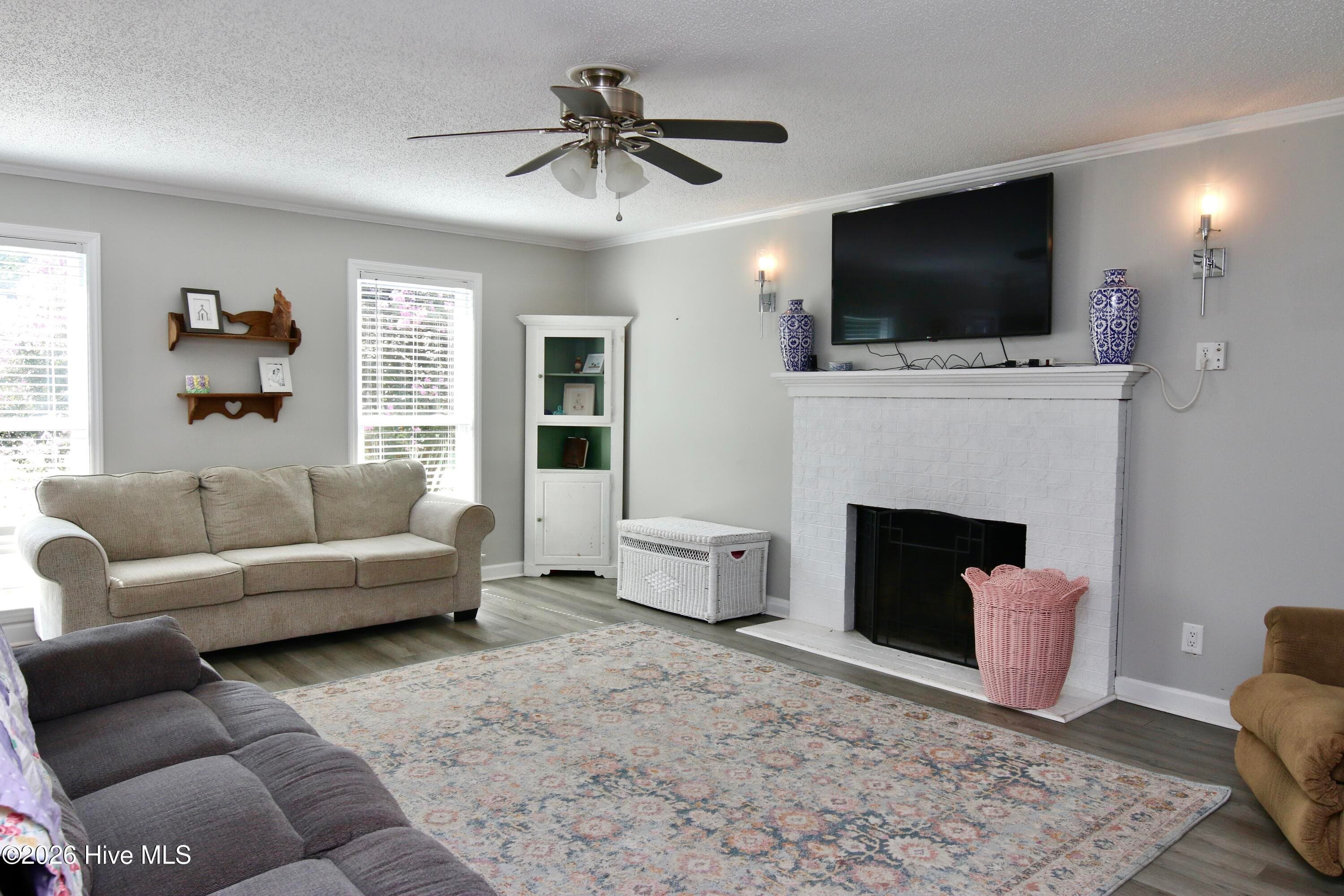 Single Family Residence at 329 S Wedgewood Drive, Washington, NC 27889, photo 10 of 35