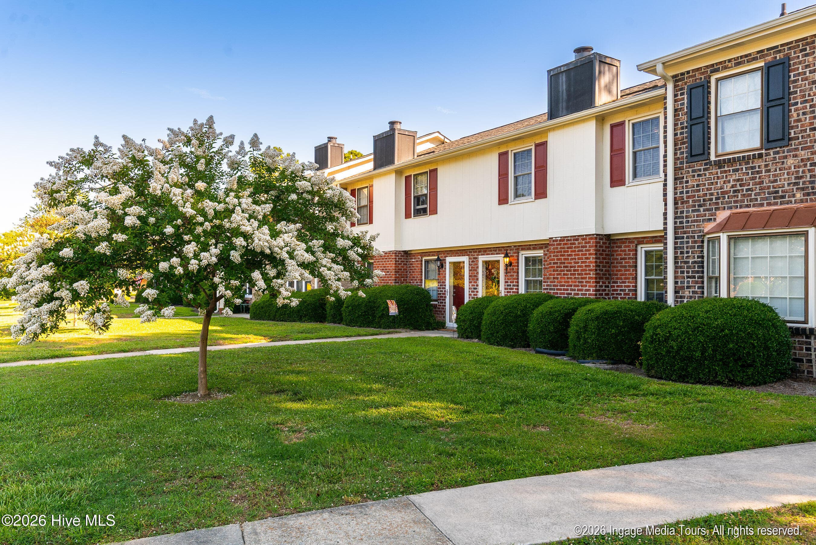 Townhouse at 32 Scott Street, Greenville, NC 27858, photo 2 of 45