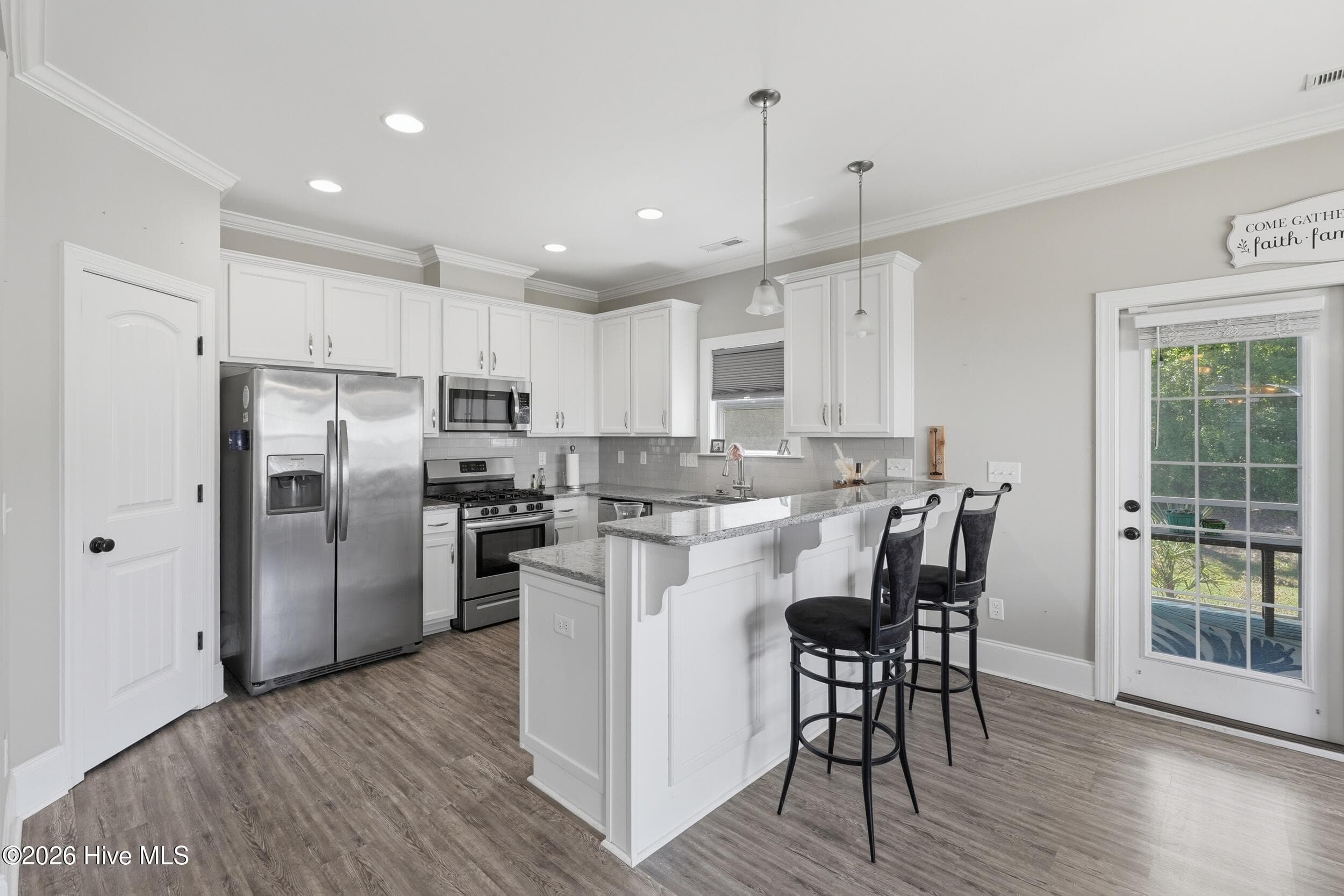 Single Family Residence at 5732 Brown Pelican Lane, Wilmington, NC 28409, photo 10 of 40